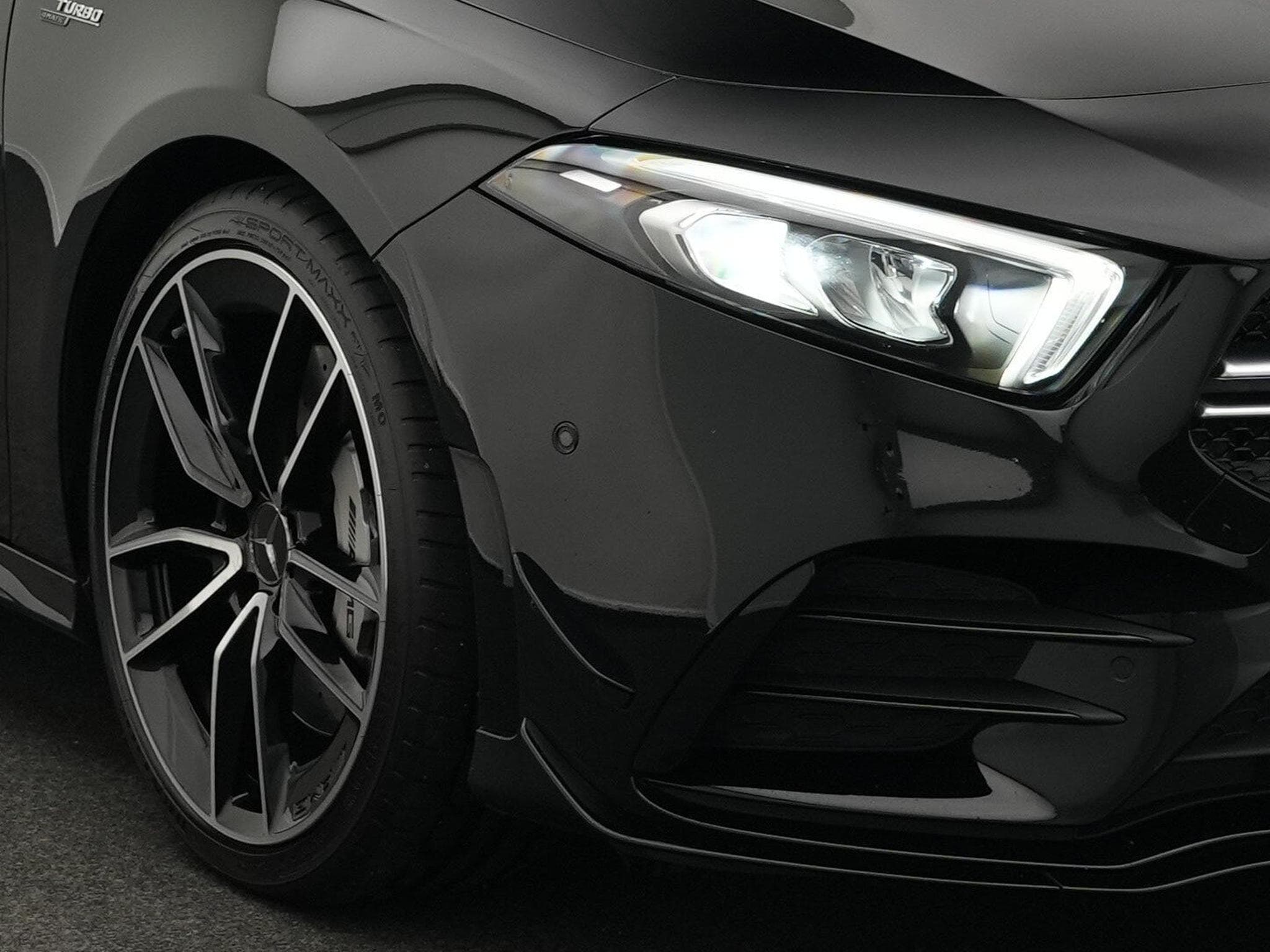 Mercedes A 35 AMG 4MATIC (2019) - Foto 7