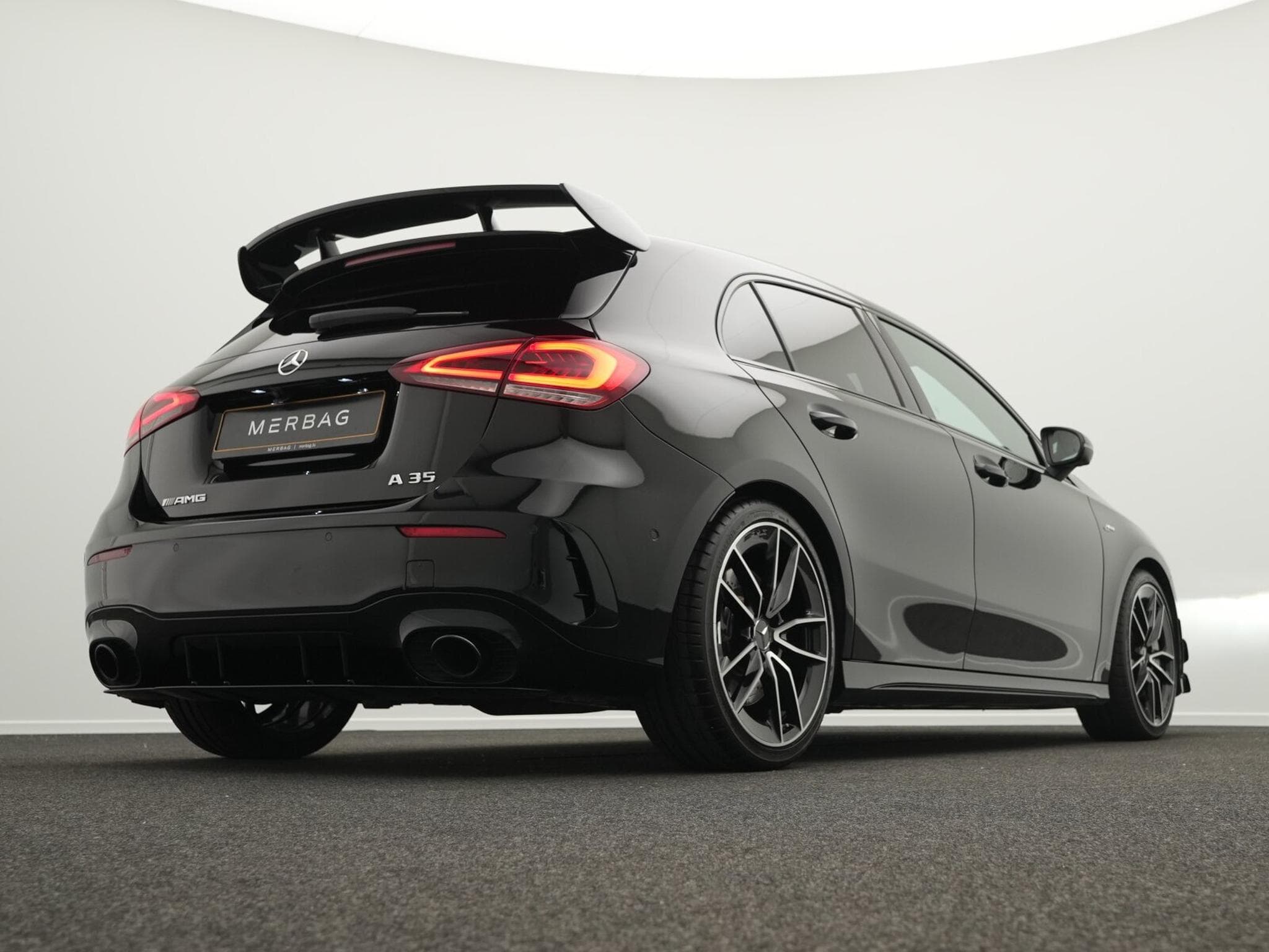 Mercedes A 35 AMG 4MATIC (2019) - Foto 9