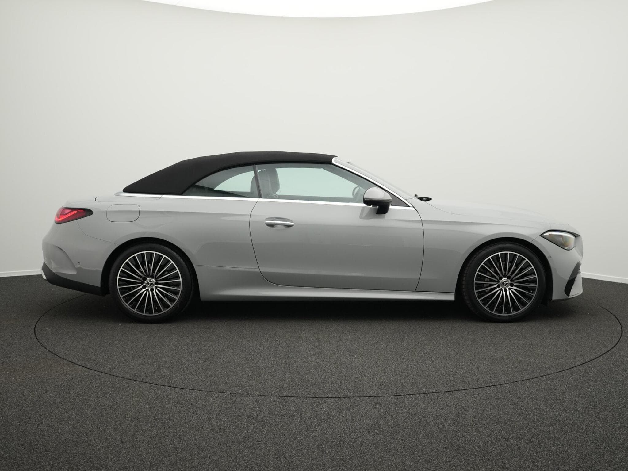 Mercedes CLE 200 Cabriolet LED+Kamera+Totw+Memo+19" (2025) - Foto 5