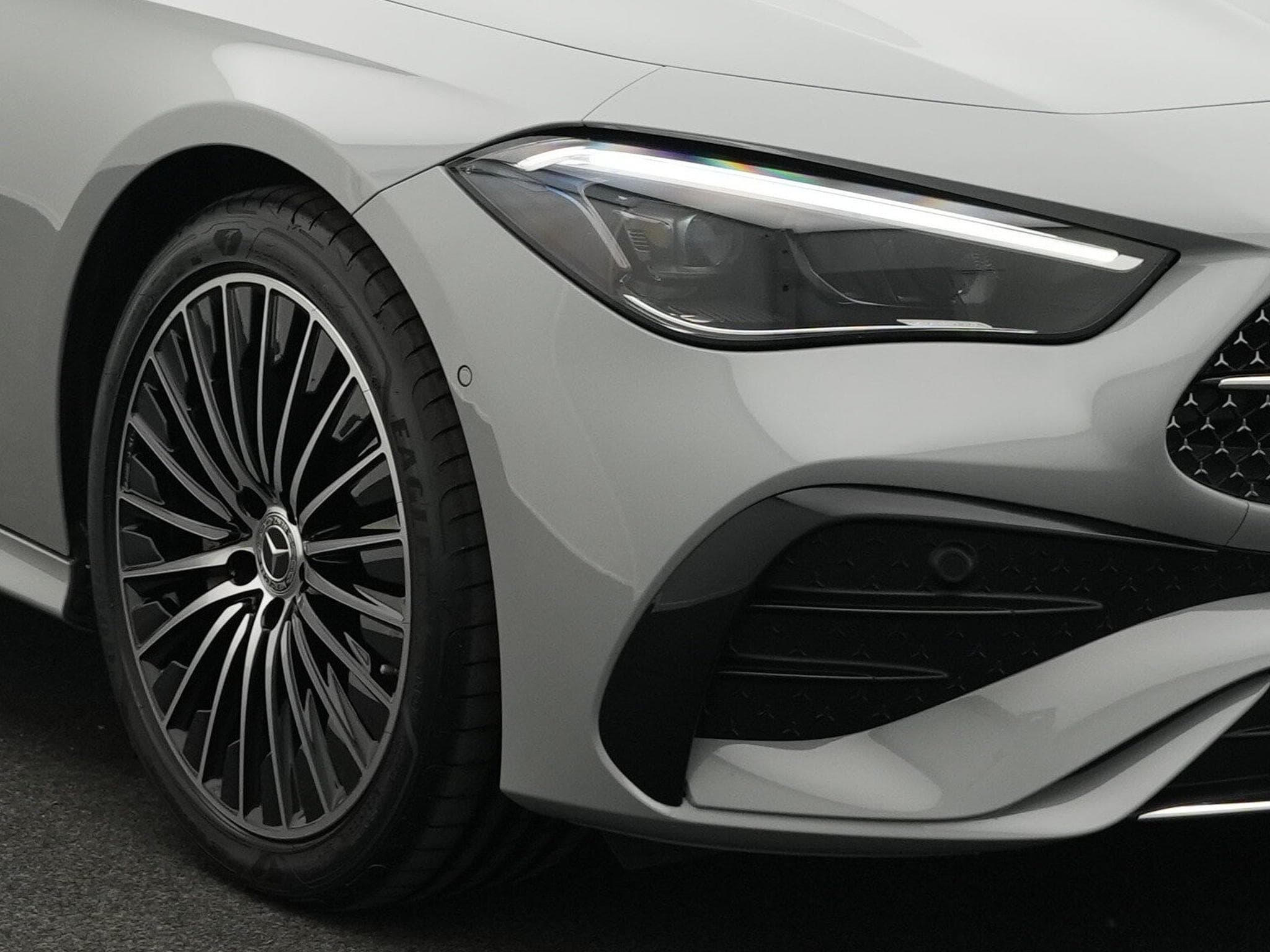 Mercedes CLE 200 Cabriolet LED+Kamera+Totw+Memo+19" (2025) - Foto 7