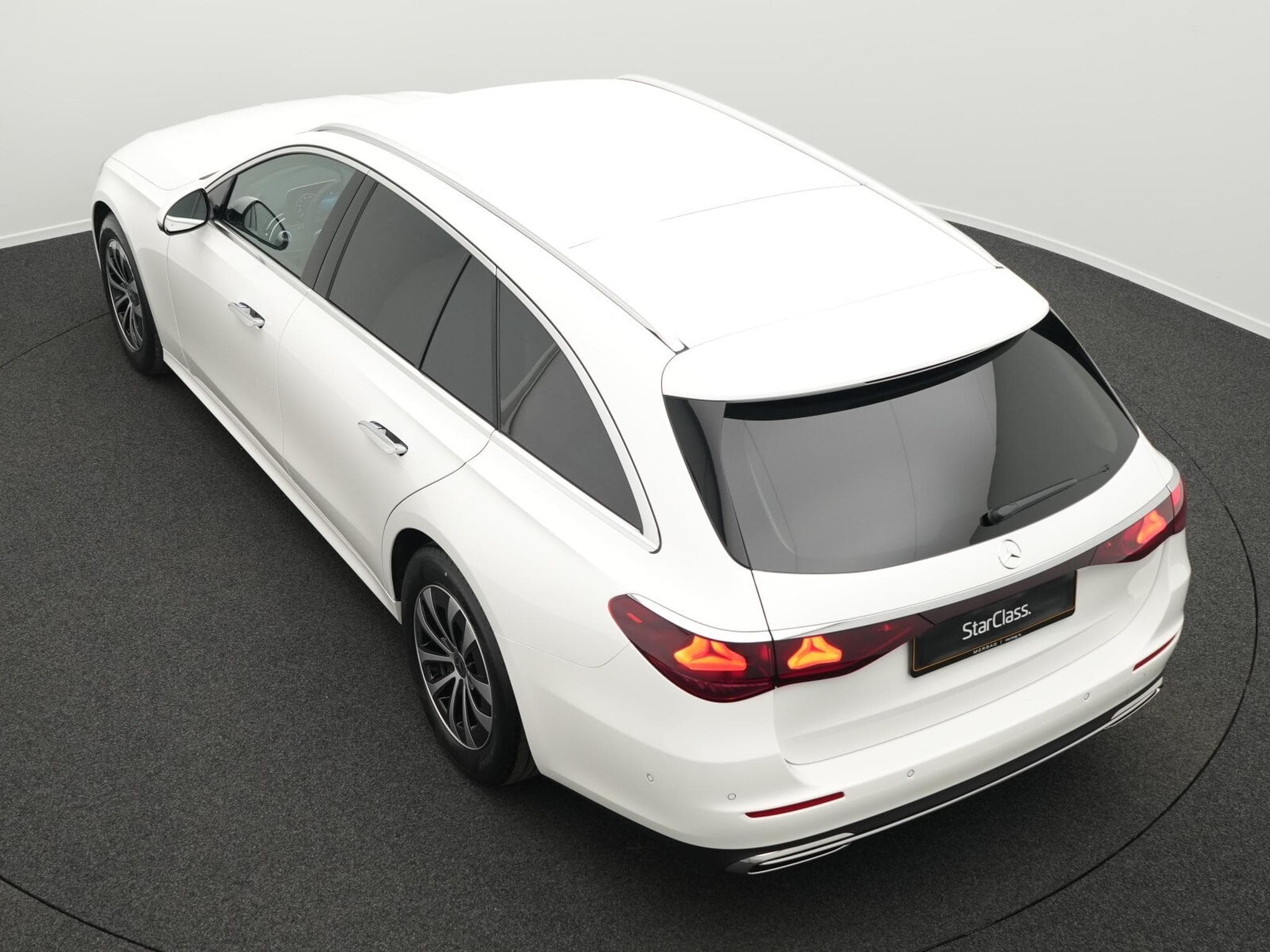 Mercedes E 200 T-Modell Digital+AHK+360°+Memo+Apple (2025) - Foto 11