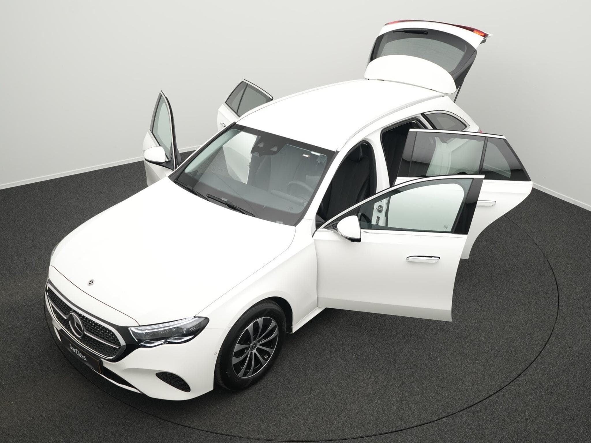 Mercedes E 200 T-Modell Digital+AHK+360°+Memo+Apple (2025) - Foto 12