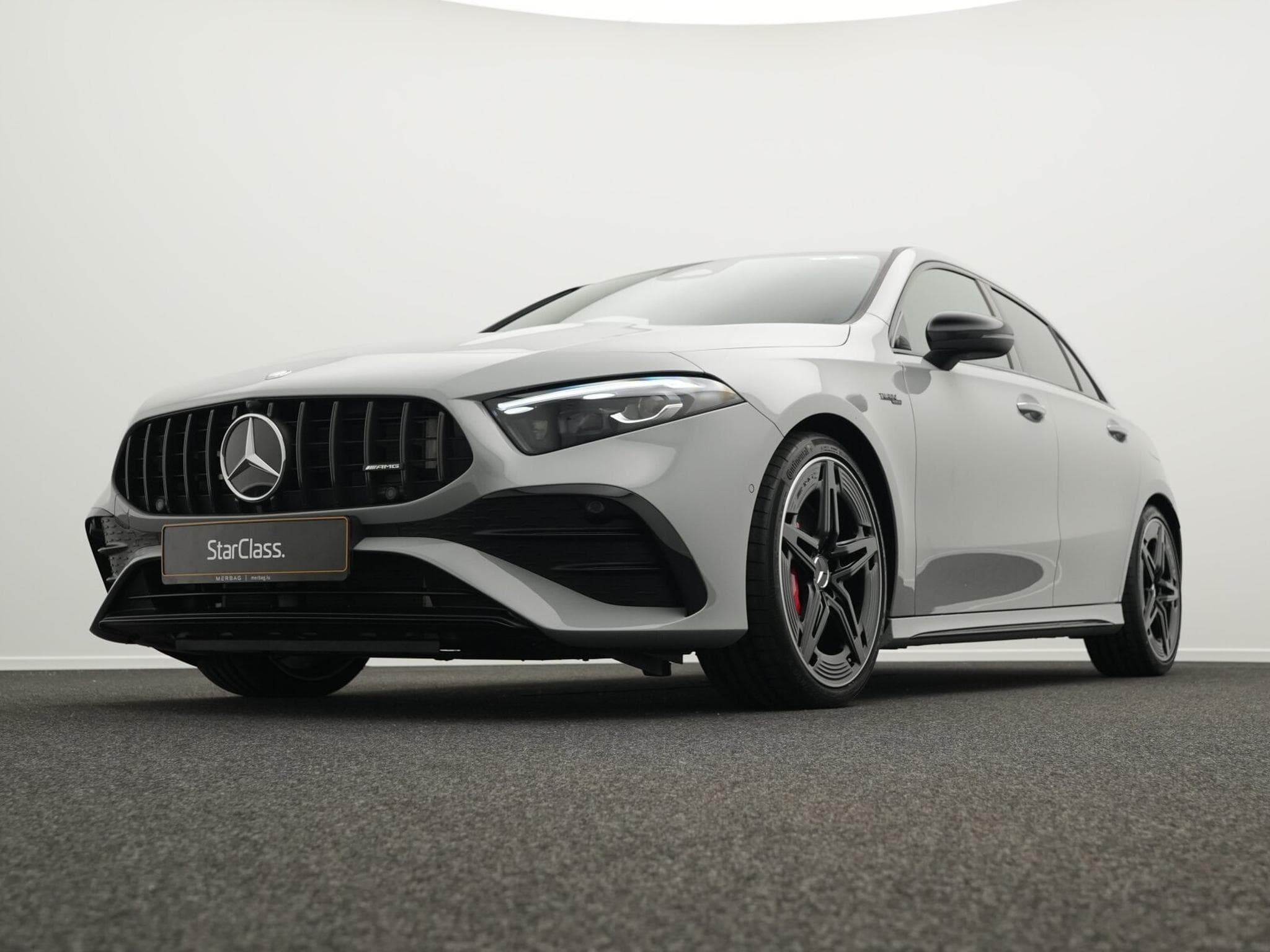 Mercedes A 35 AMG Mercedes-AMG A 35 4MATIC Kompaktlimousine Multi+Kamera+Night (2025) - Foto 8
