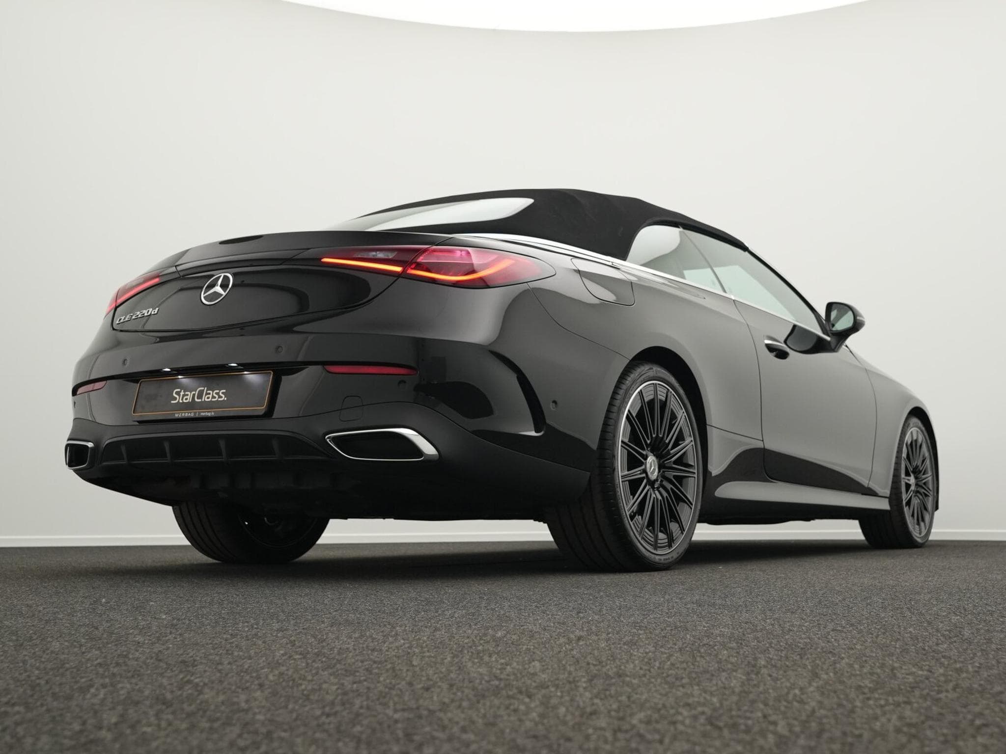 Mercedes CLE 220 d Cabriolet LED+Kamera+Night+Memo (2025) - Photo 9