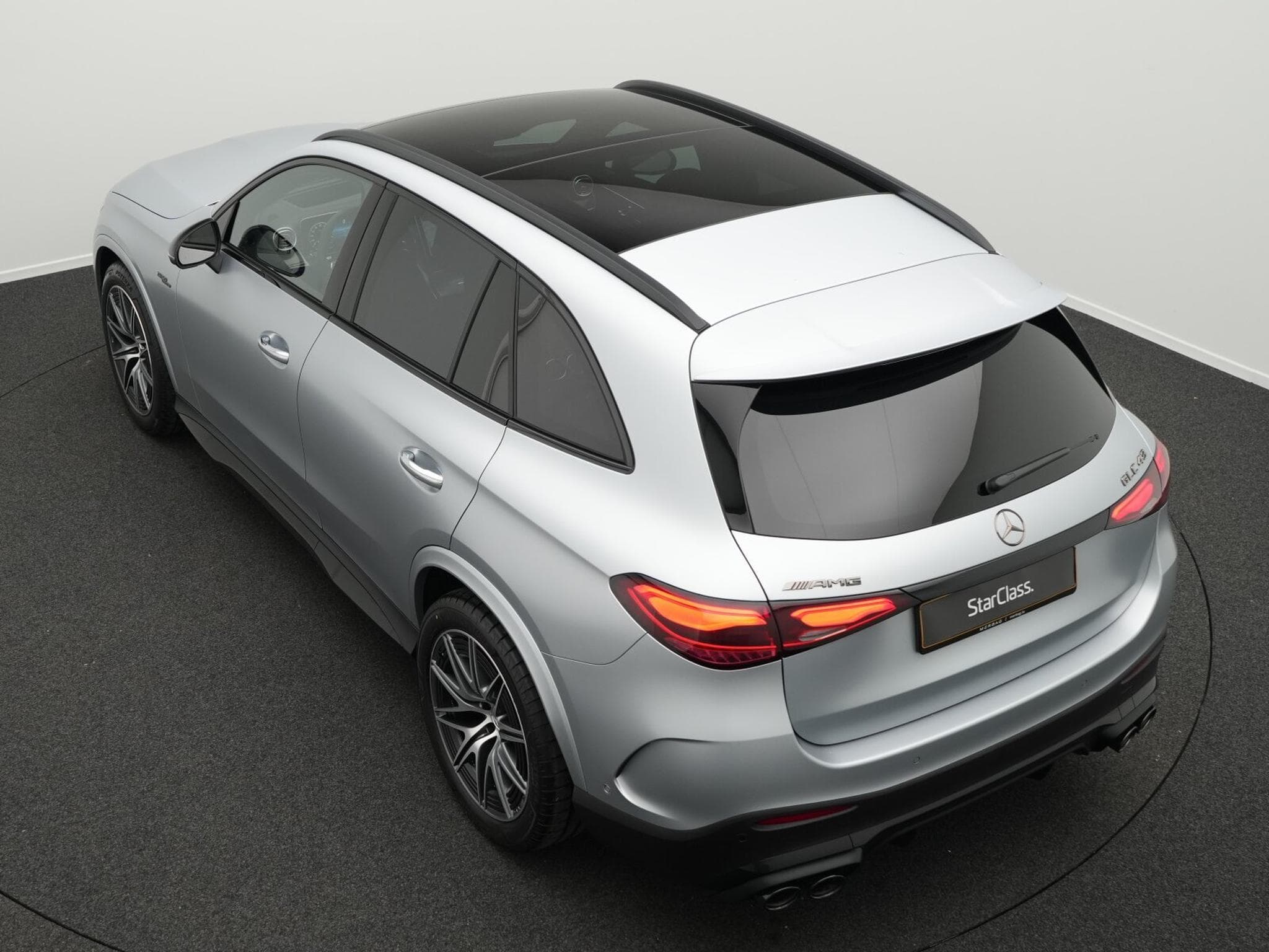 Mercedes GLC 43 AMG Mercedes-AMG GLC 43 4MATIC Pano+Night+360°+Memo+Burm (2025) - Foto 11