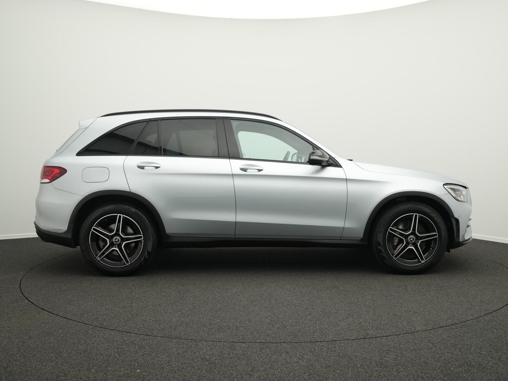 Mercedes GLC 300 4MATIC (2021) - Foto 5