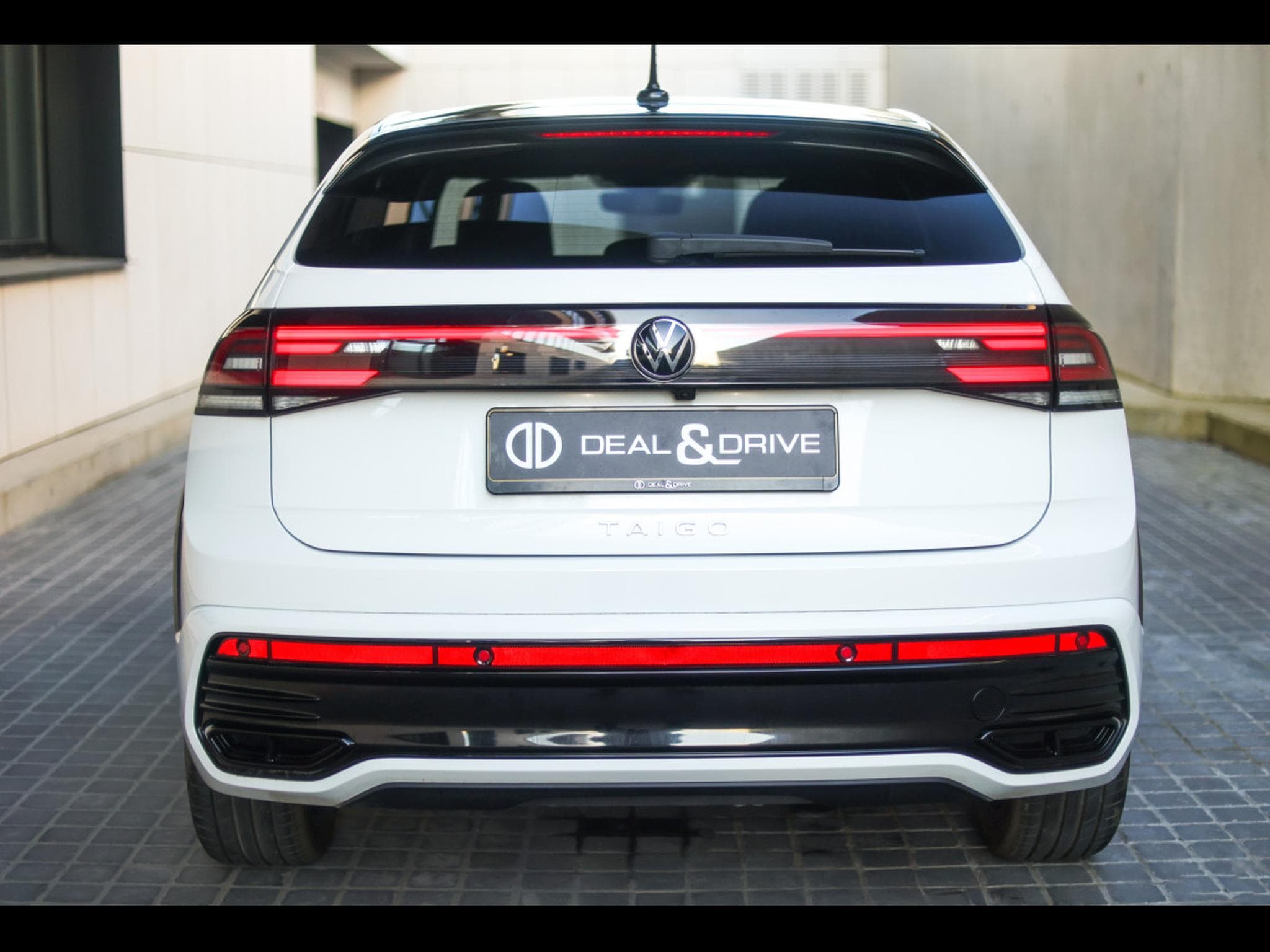 VW Taigo 1.5 TSI 150 DSG R-LINE – PACK IQ.DRIVE – PURE WHITE (2023) - Photo 4