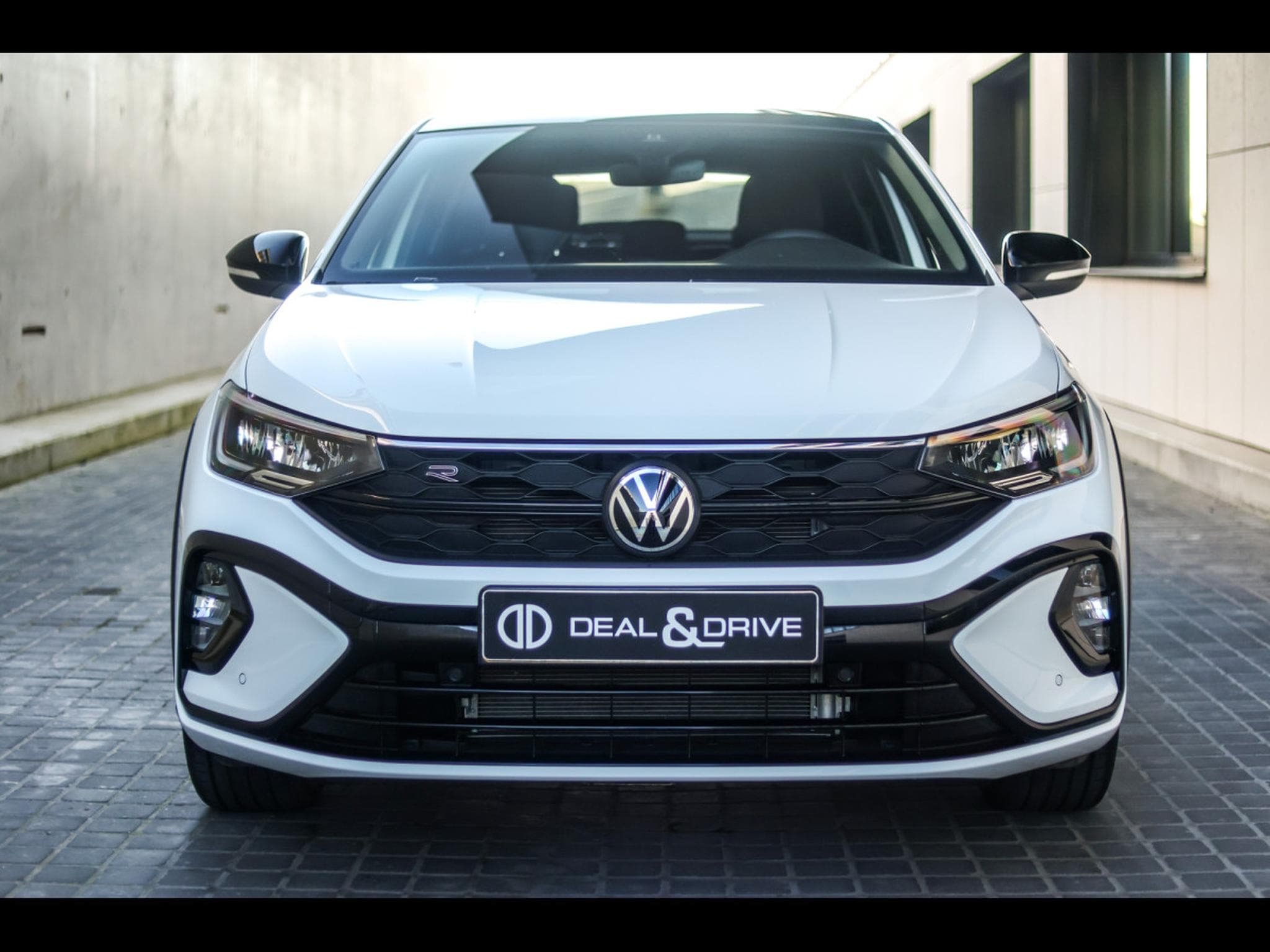 VW Taigo 1.5 TSI 150 DSG R-LINE – PACK IQ.DRIVE – PURE WHITE (2023) - Photo 5