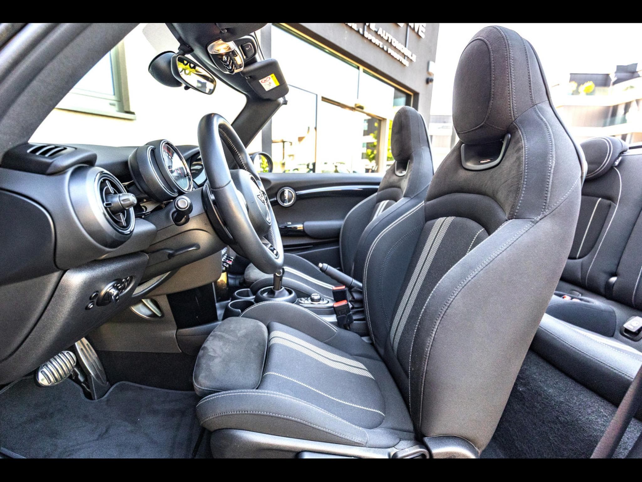 Mini Cooper John Cooper Works Cabriolet AUTO - MOONWALK GREY METALLIC (2022) - Foto 11