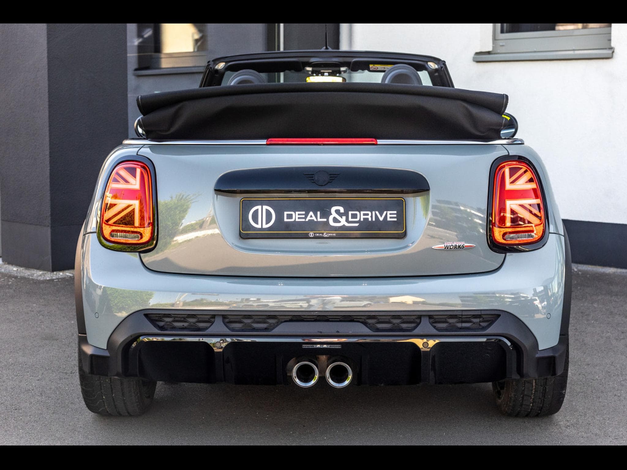 Mini Cooper John Cooper Works Cabriolet AUTO - MOONWALK GREY METALLIC (2022) - Foto 4