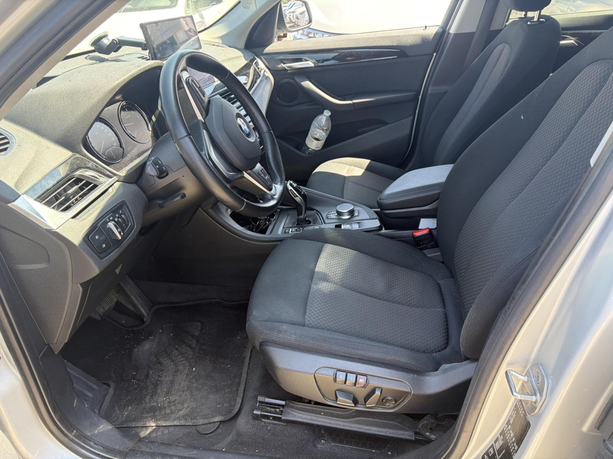 BMW X1 XDRIVE 20i AUTO (2018) - Photo 4