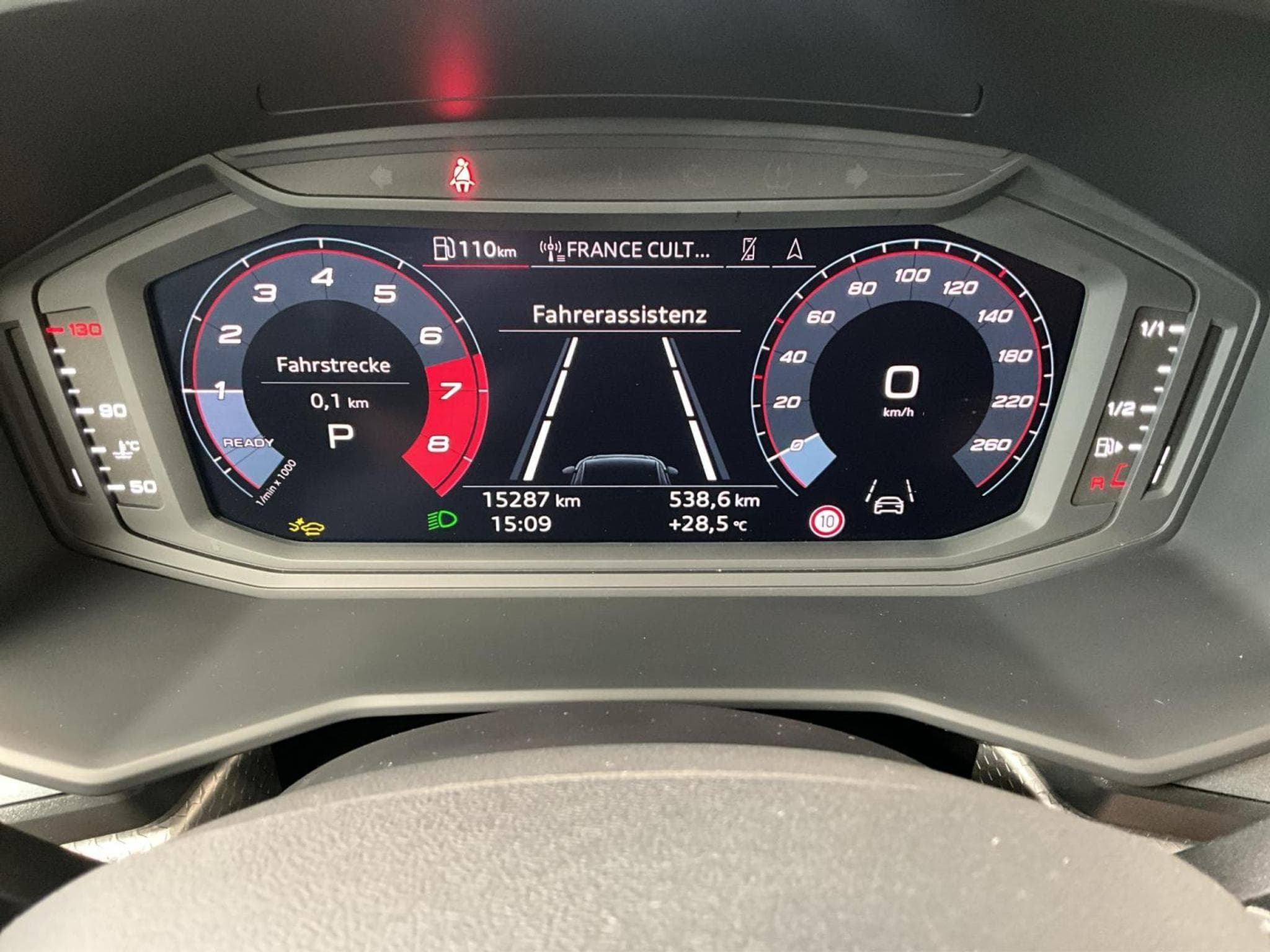 Audi A1 SB+S-Line+30tfsi+S-Tronic+P.Business+LM17 (2025) - Photo 12