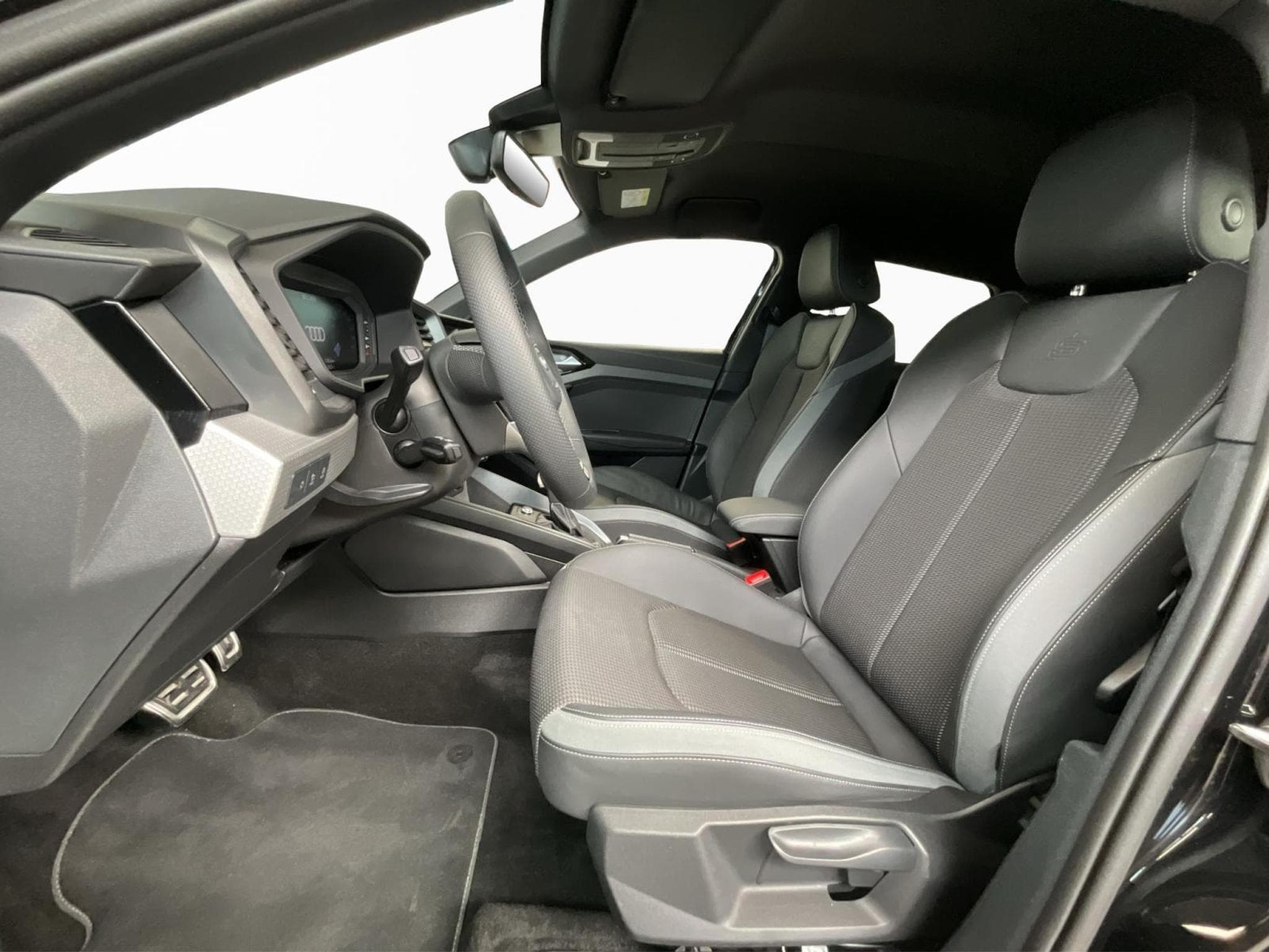Audi A1 SB+S-Line+30tfsi+S-Tronic+P.Business+LM17 (2025) - Photo 9