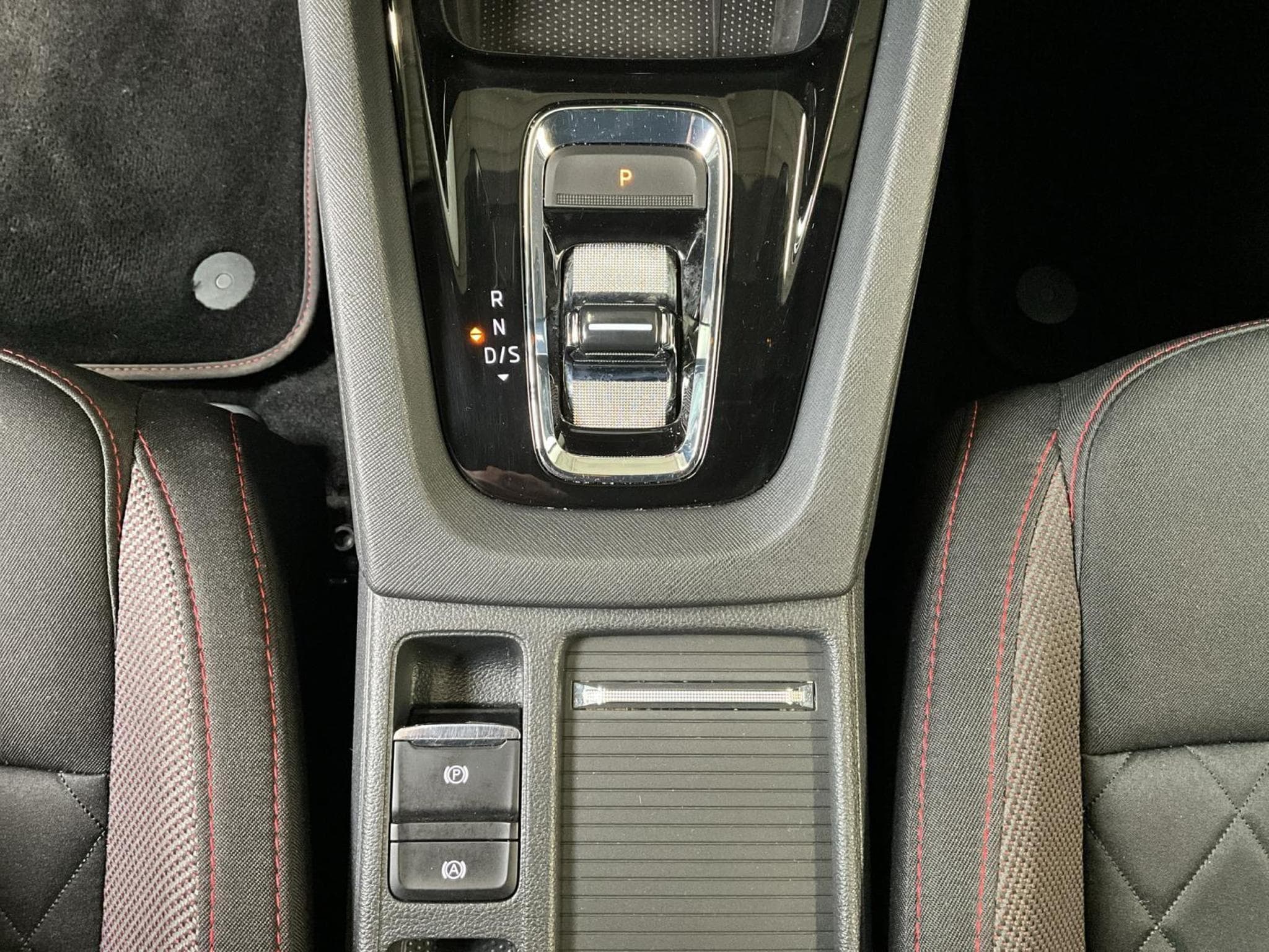Skoda Octavia RS+DSG+Stand-H.+Head.Up+Navi (2023) - Photo 12
