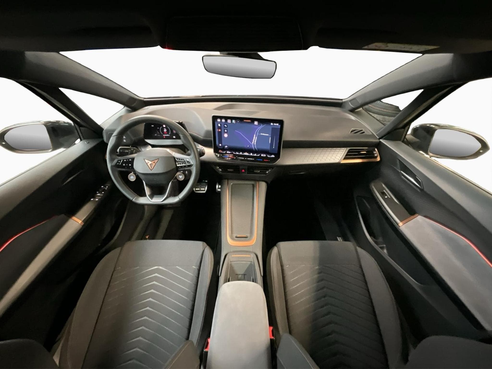 Cupra Born 77kWh+eBOOST+Tech.M+P.Skyline+P.Pilot (2025) - Photo 2