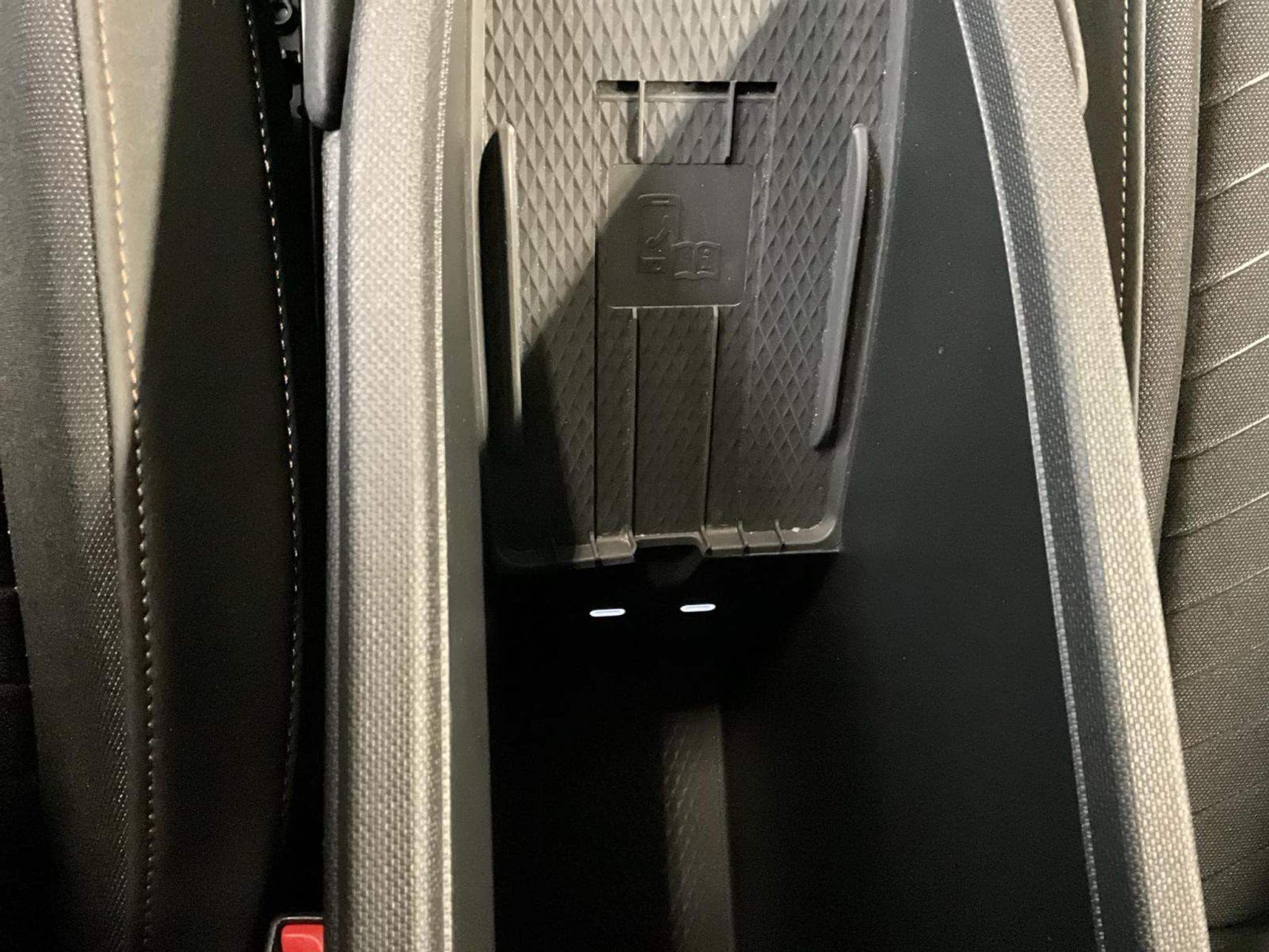 Cupra Born 77kWh+eBOOST+Tech.M+P.Skyline+P.Pilot (2025) - Photo 20