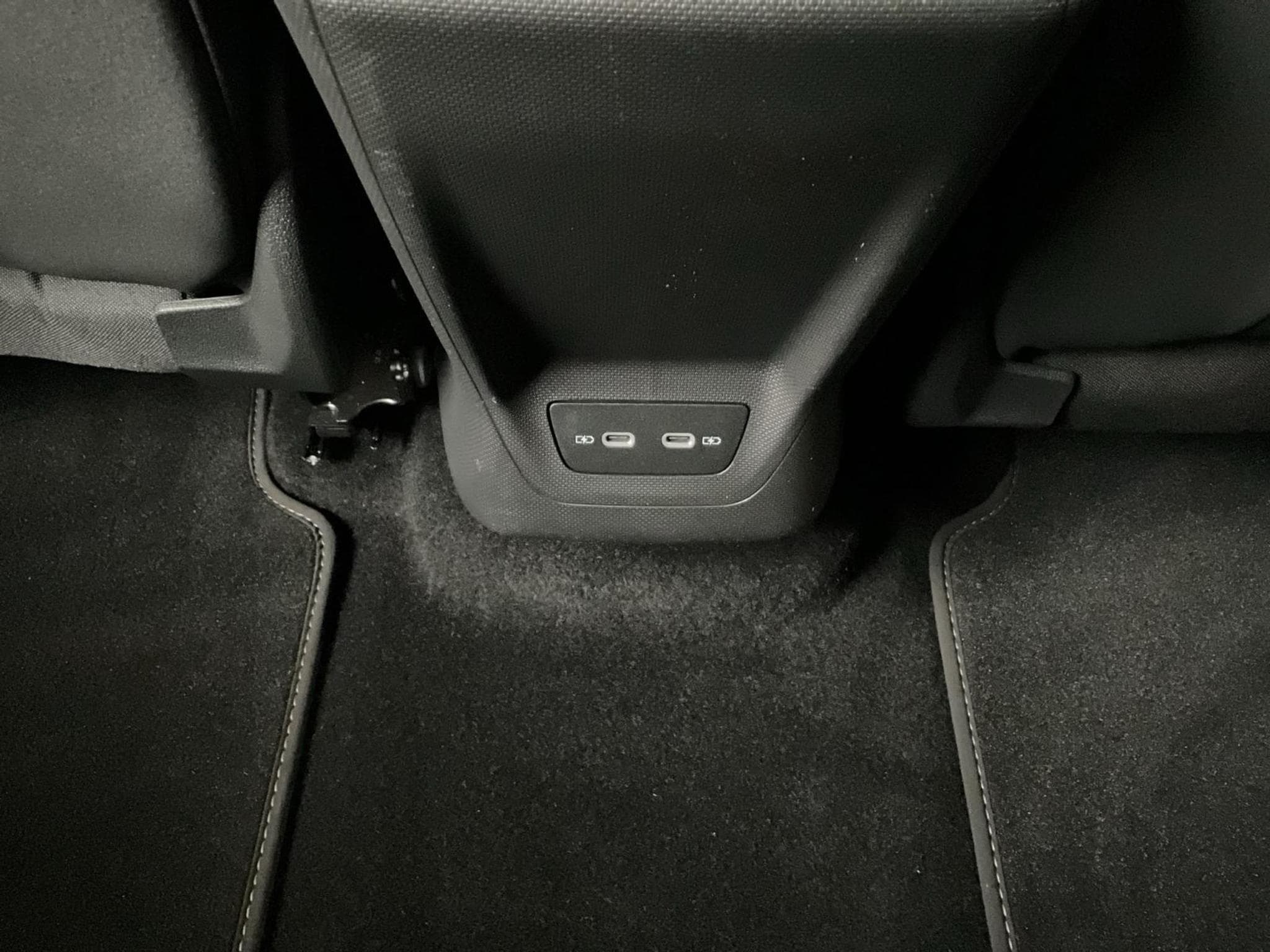 Cupra Born 77kWh+eBOOST+Tech.M+P.Skyline+P.Pilot (2025) - Photo 21