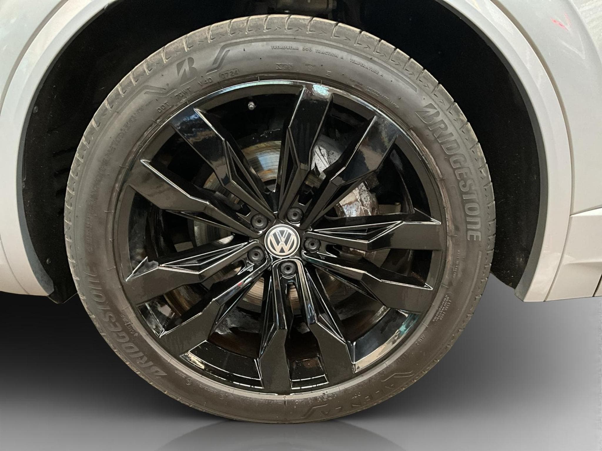 VW Touareg R-Line+V6+Black-Style+4M+Pano+Stand-H+Luft. (2019) - Foto 8