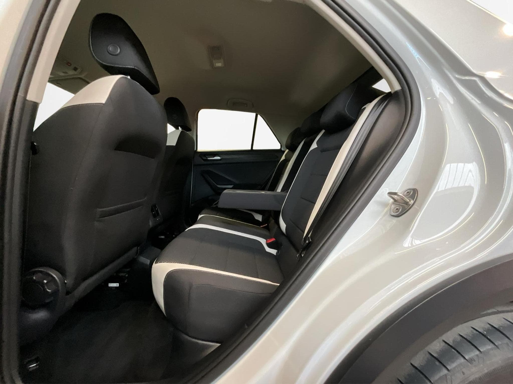 VW T-Roc Sport+DSG+4M+Led+Navi (2019) - Foto 15