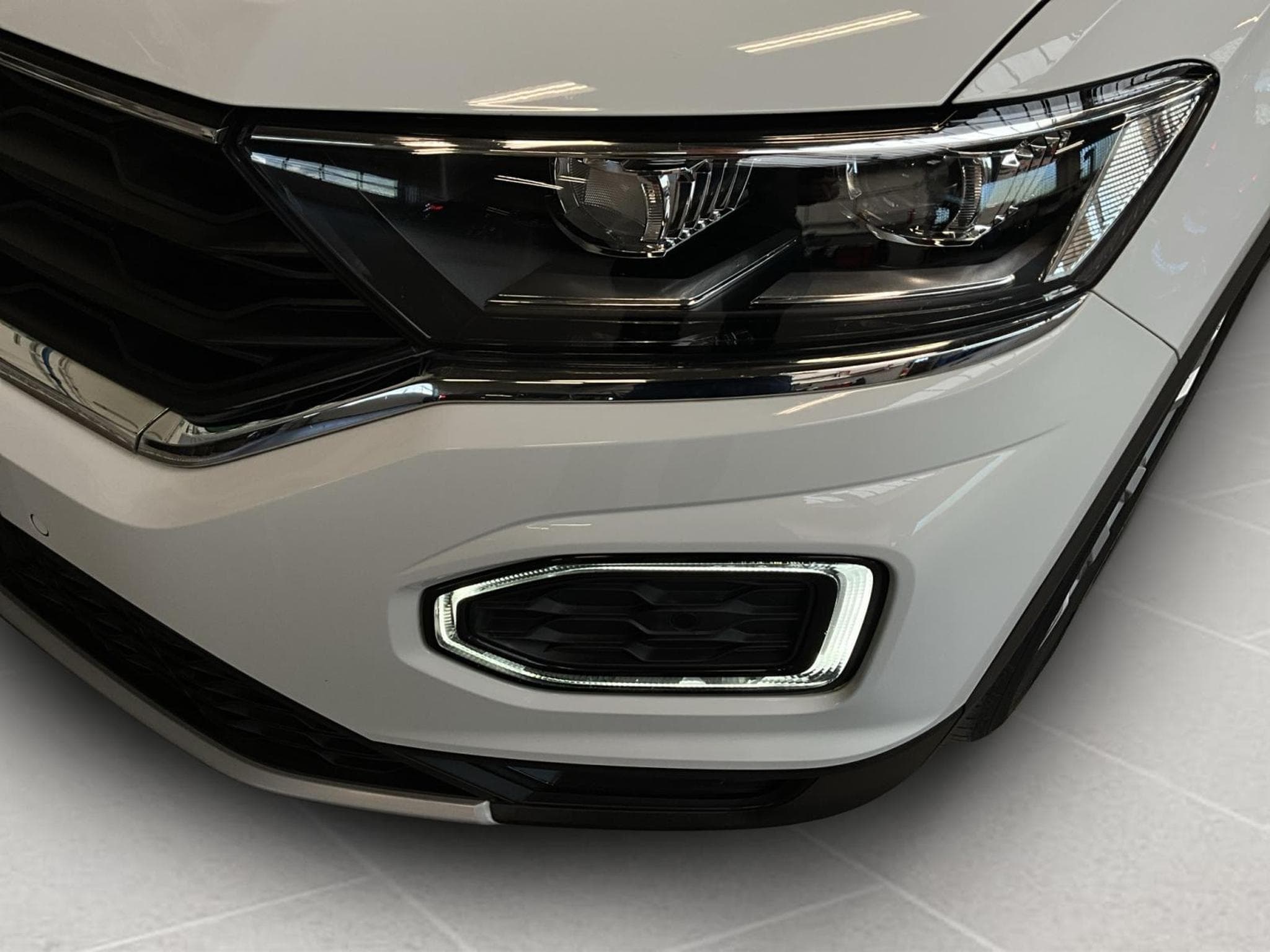 VW T-Roc Sport+DSG+4M+Led+Navi (2019) - Foto 17