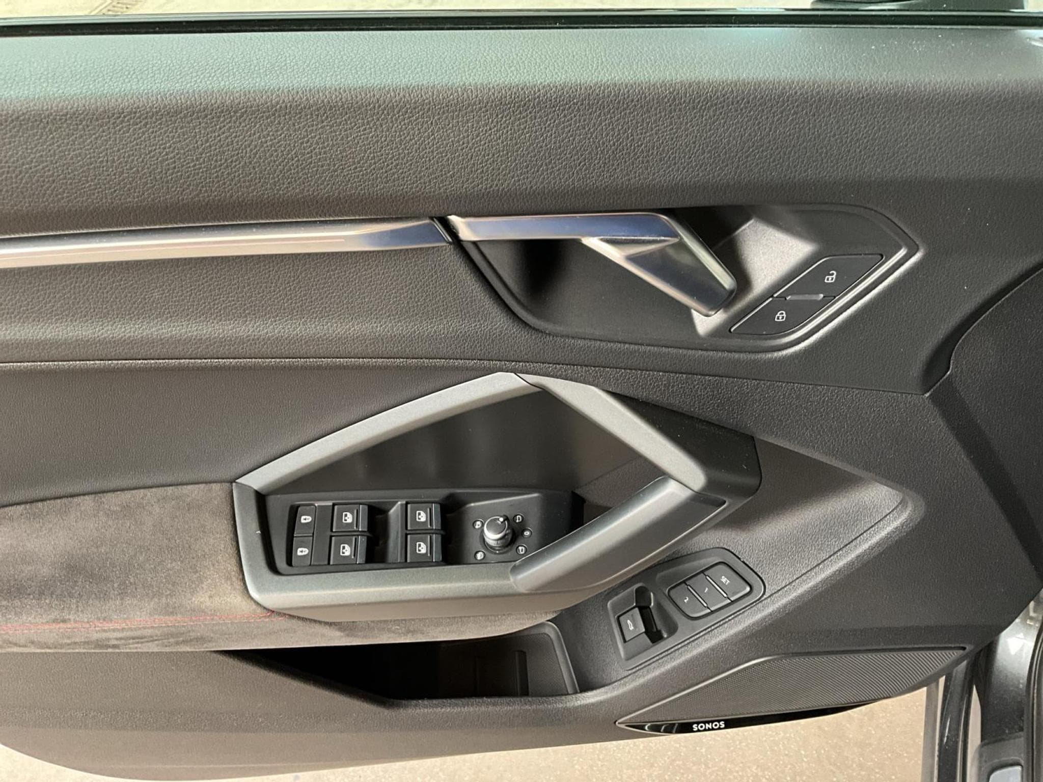 Audi RSQ3 SB+Quattro+S-tronic+Sonos+LED+Pano (2022) - Photo 14