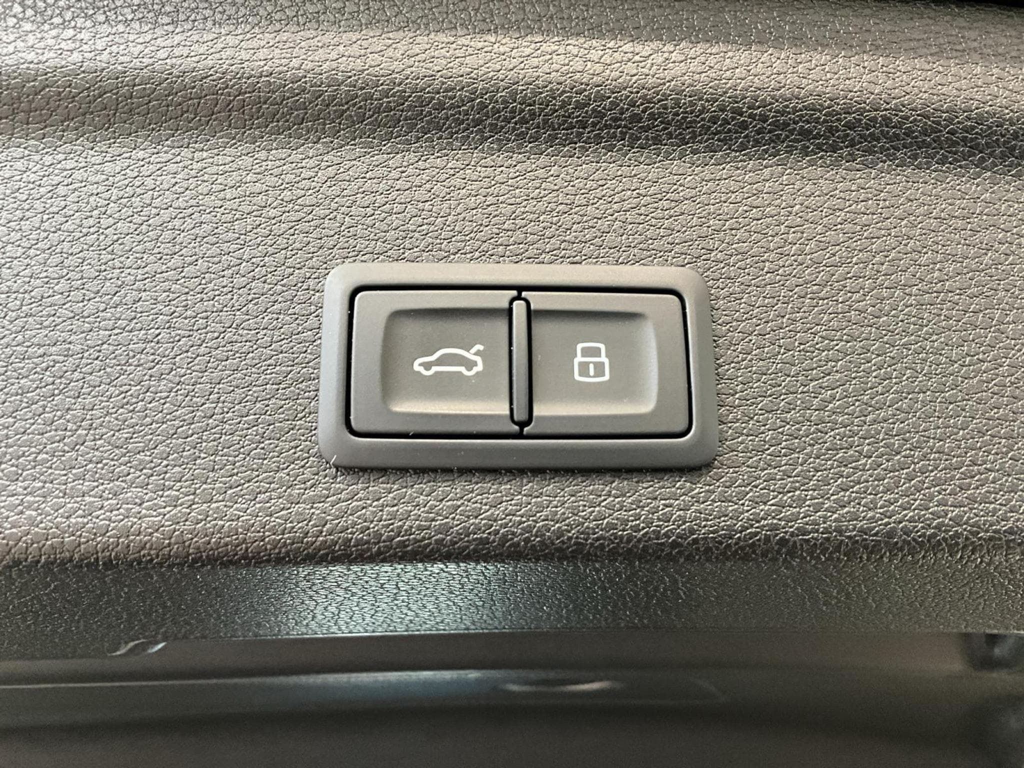 Audi RSQ3 SB+Quattro+S-tronic+Sonos+LED+Pano (2022) - Photo 19