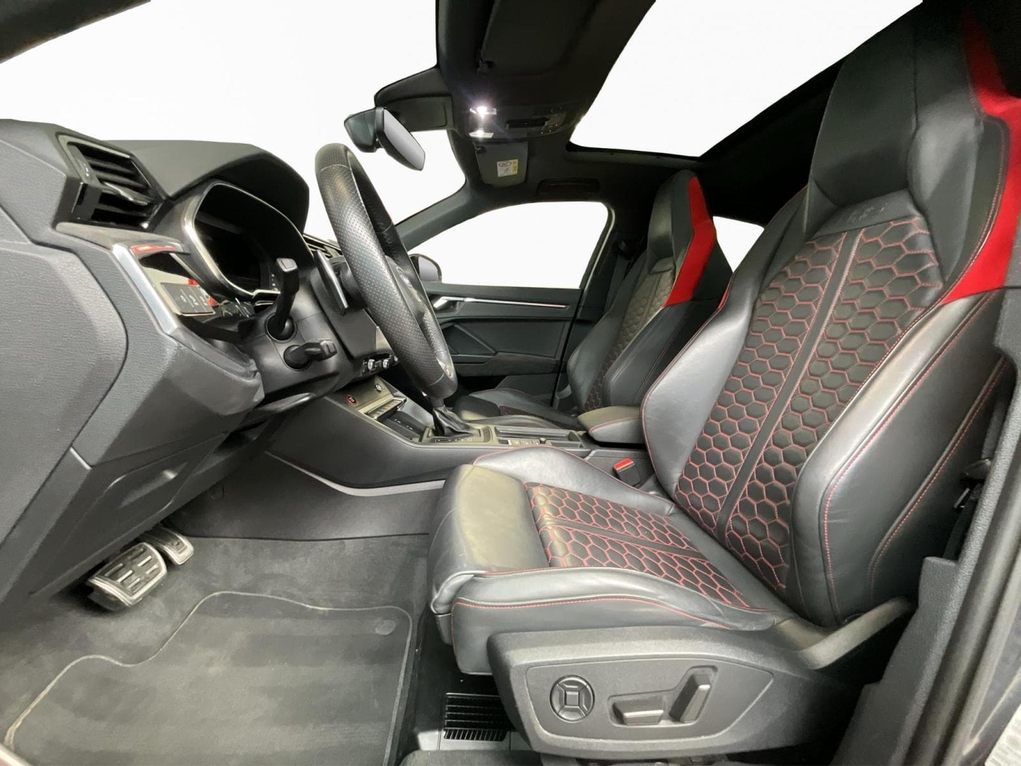Audi RSQ3 SB+Quattro+S-tronic+Sonos+LED+Pano (2022) - Photo 9