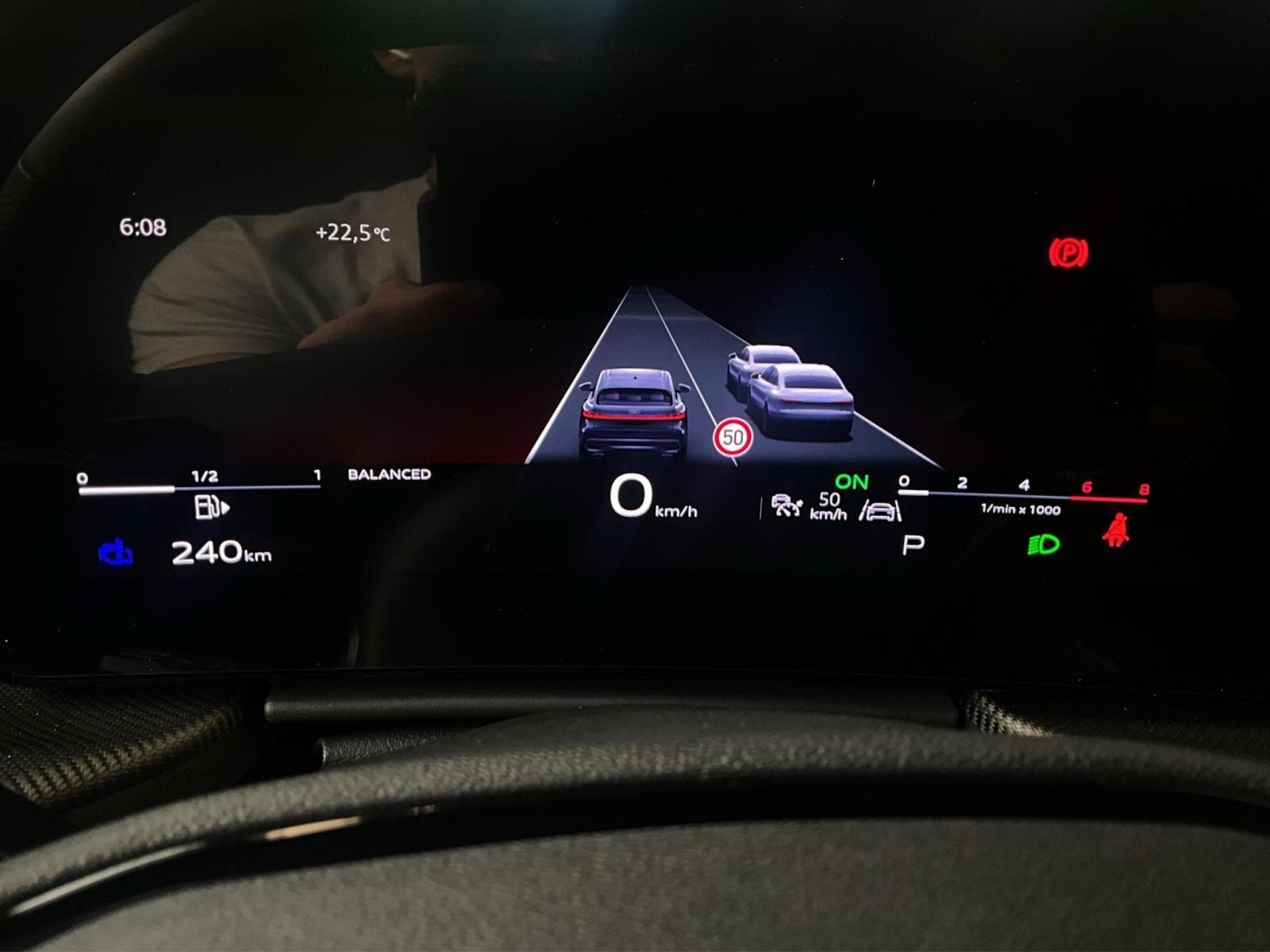 Audi SQ5 SB+Quattro+S-Tronic+Pano+Luft.+AHK (2025) - Photo 11