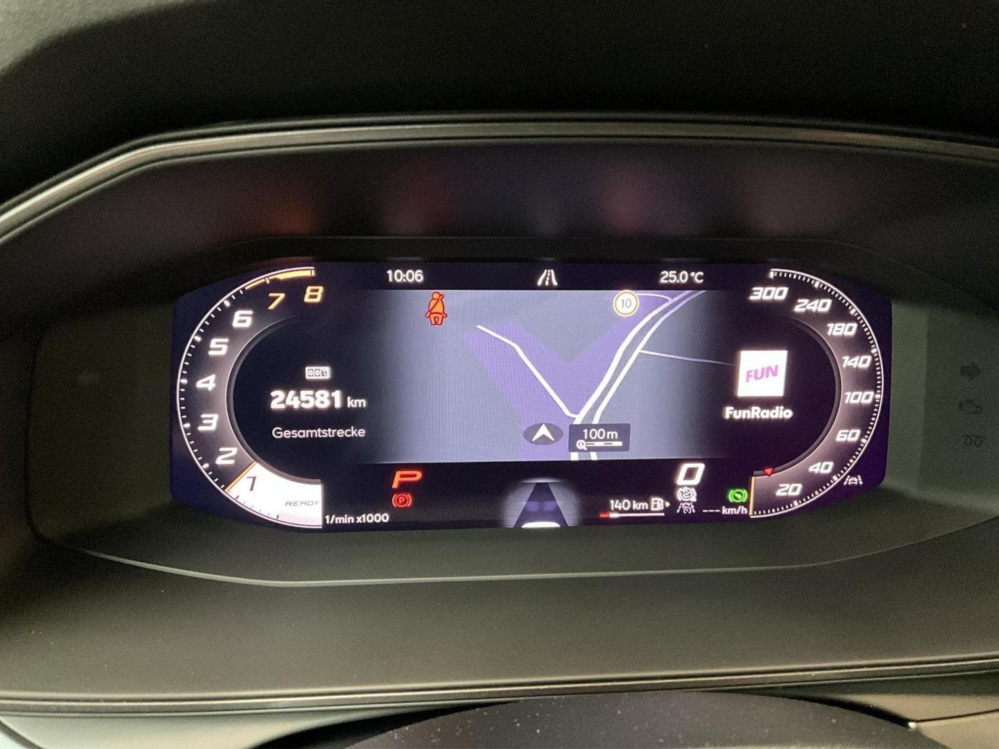 Cupra Leon VZ+DSG+Dinamica+Pure-Perf.+Int.-Drive (2025) - Photo 11