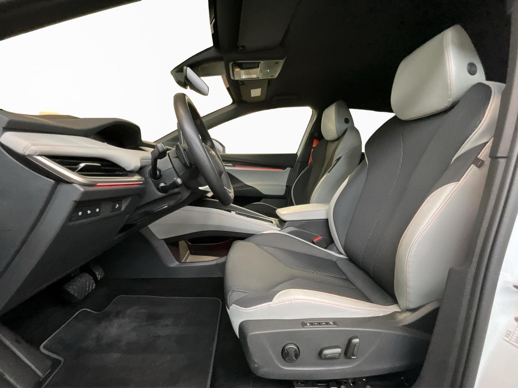 Skoda Elroq 77kWh+85iV+P.Lodge+eBravo+AHK (2025) - Foto 12