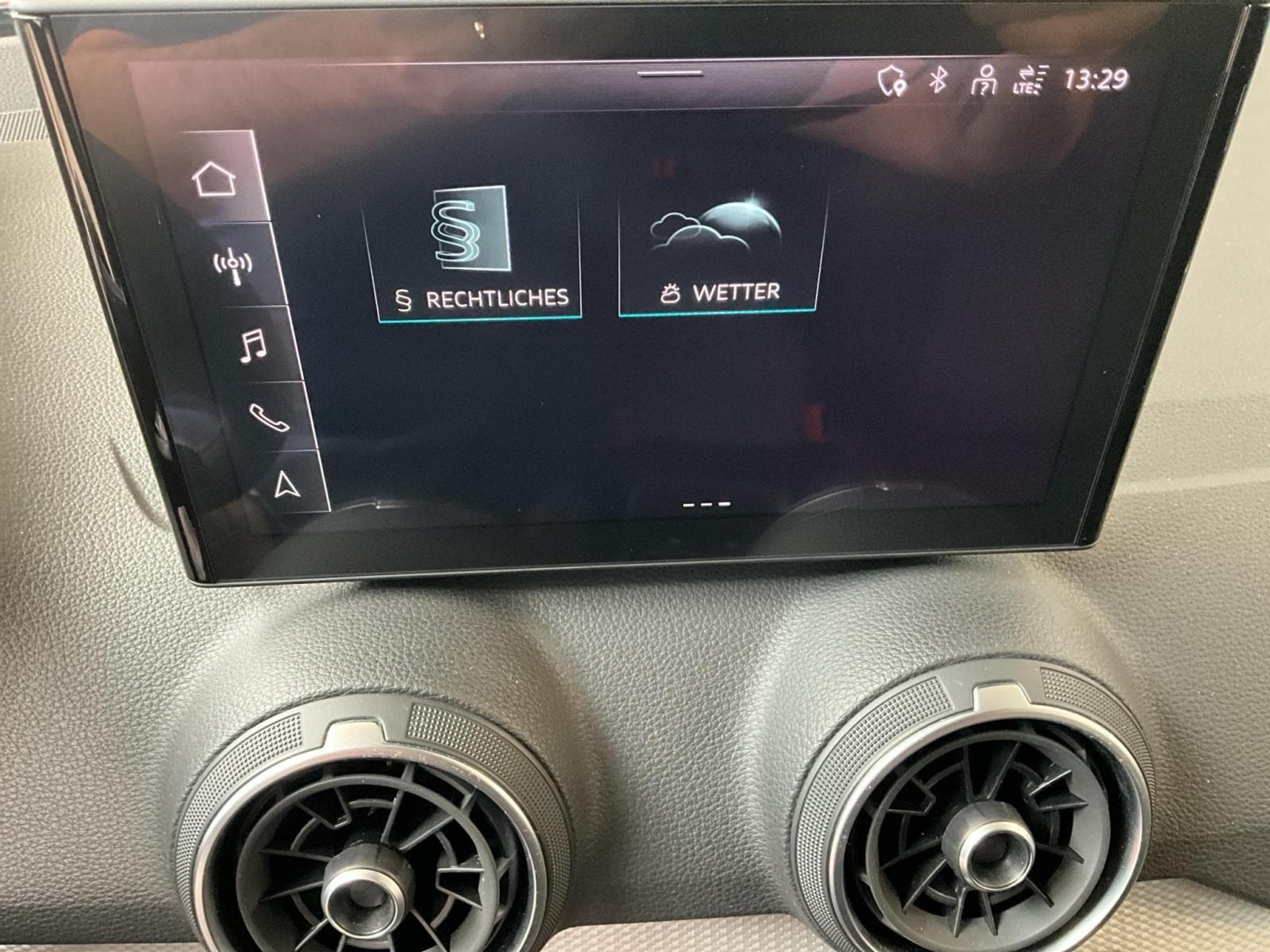 Audi Q2 Advanced+35TFSI+S-Tronic+P.Business (2025) - Photo 18