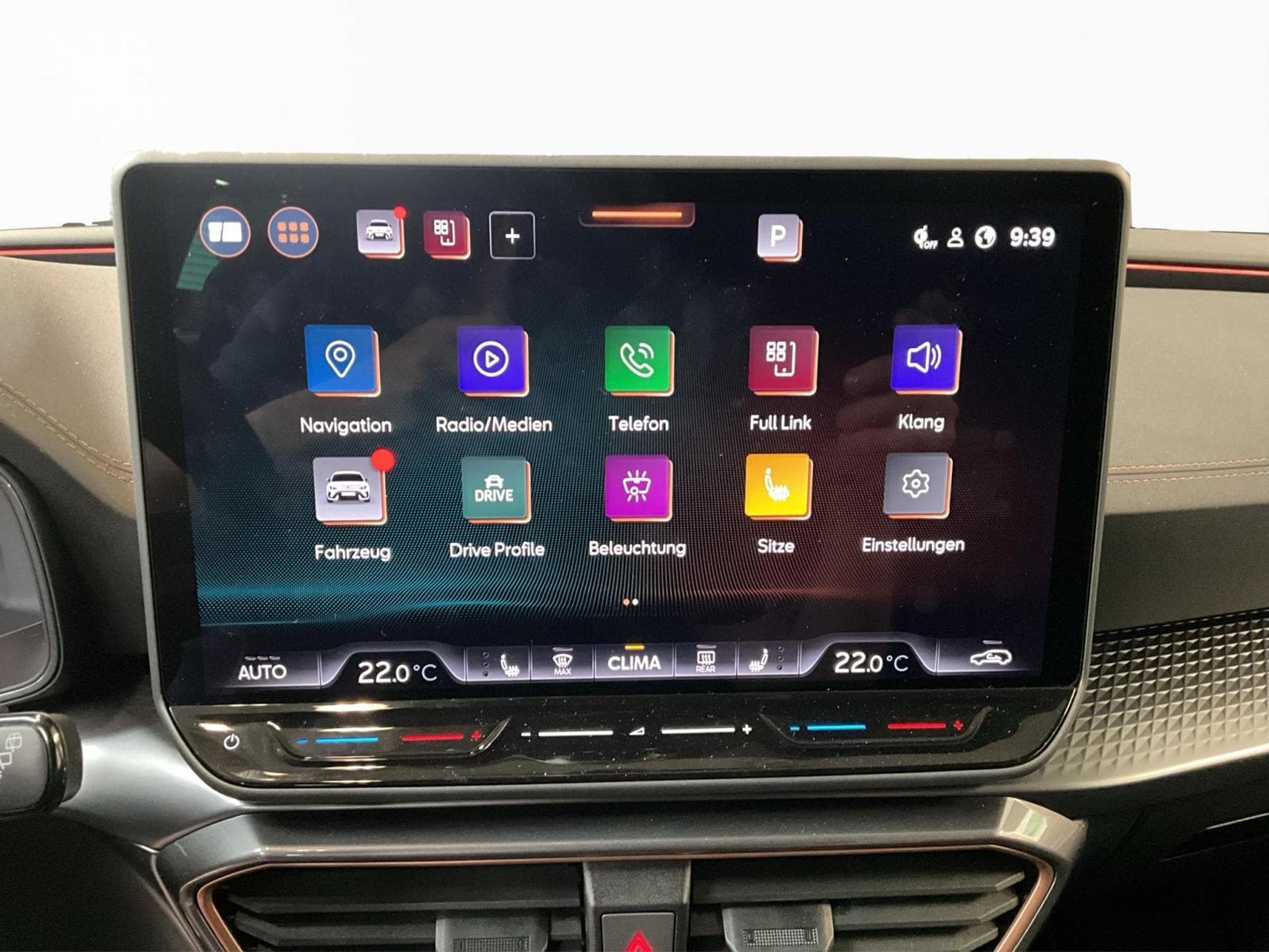 Cupra Leon TDI+DSG+Pure-Perf+Immersive-Sennheiser (2025) - Photo 13