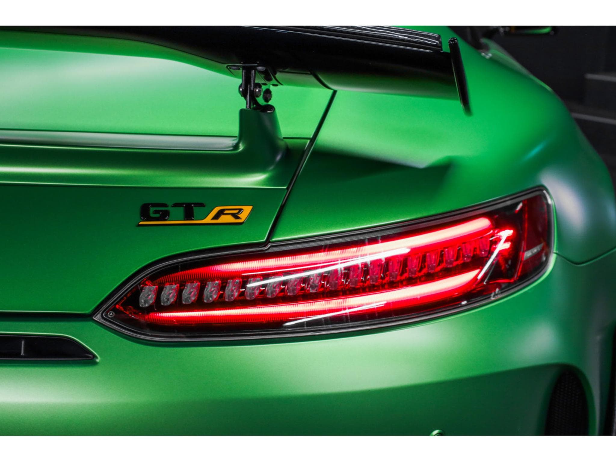 Mercedes AMG GT R Coupé V8 Bi-Turbo - Pack Track /GREEN HELL MAGNO (2019) - Foto 25