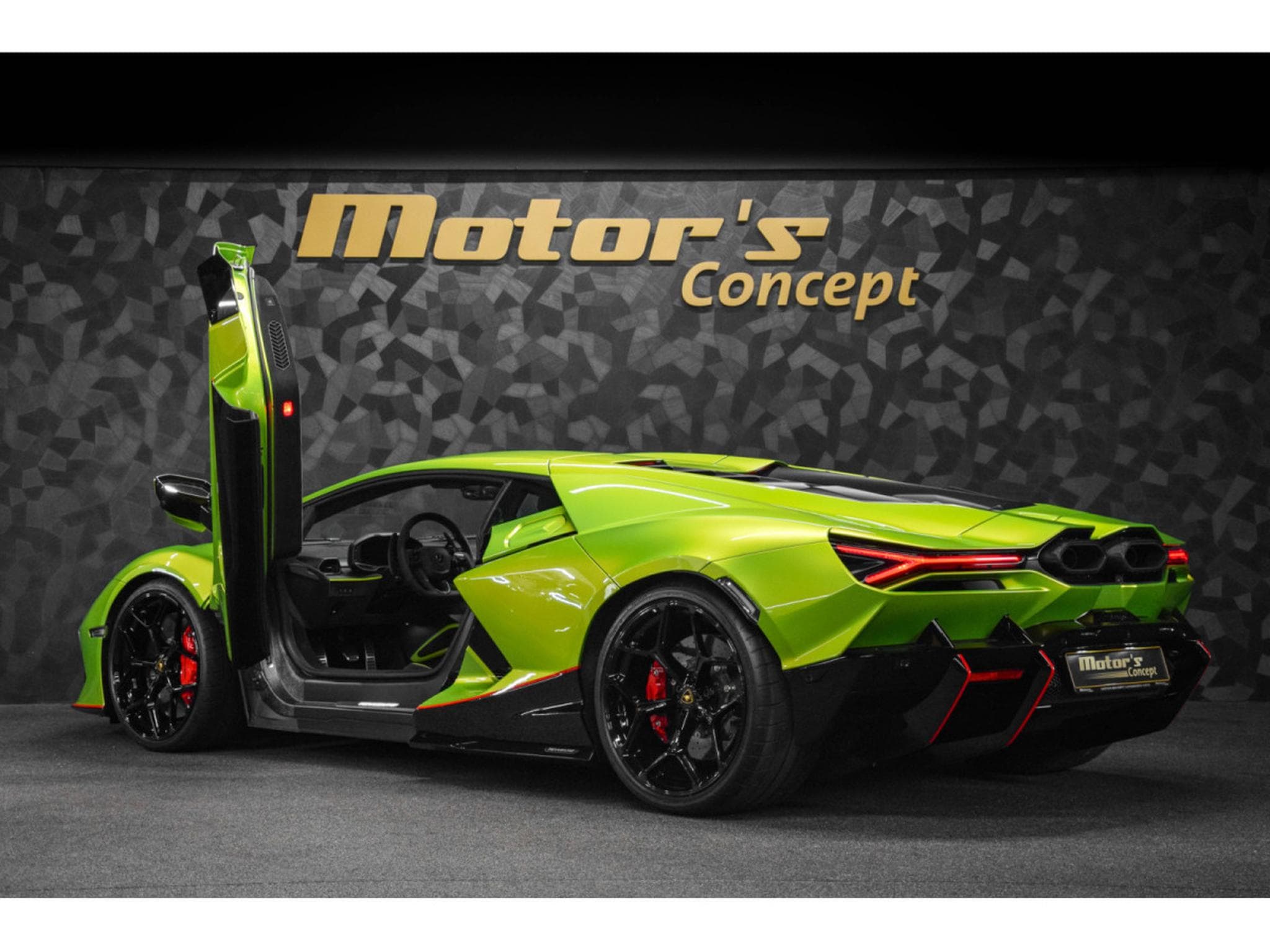 Lamborghini Revuelto AD PERSONAM - VERDE CITREA / ROSSO MARS (2025) - Foto 7