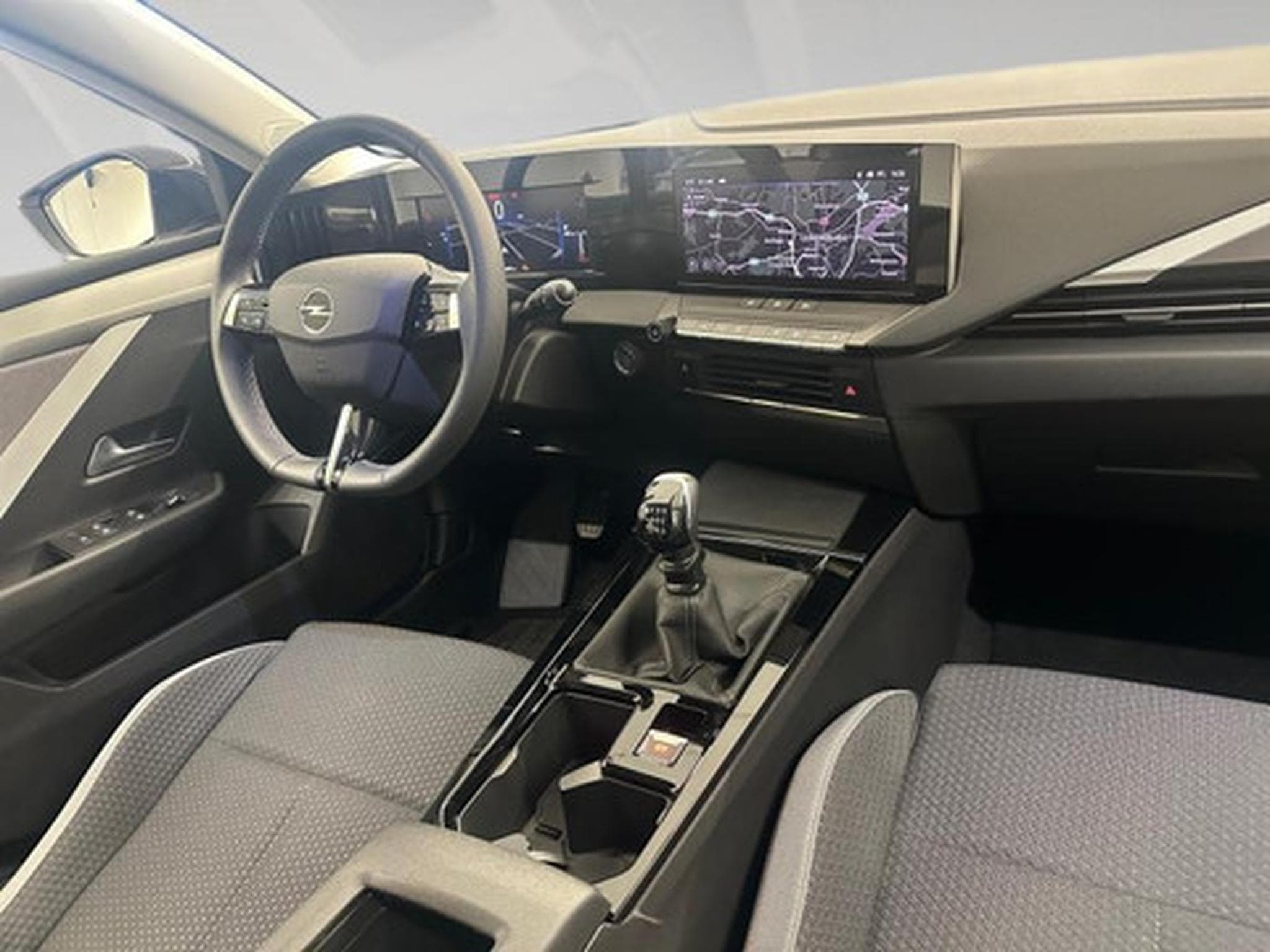 Opel Astra 1.2 Turbo 81kW S/S Edition (2023) - Foto 7
