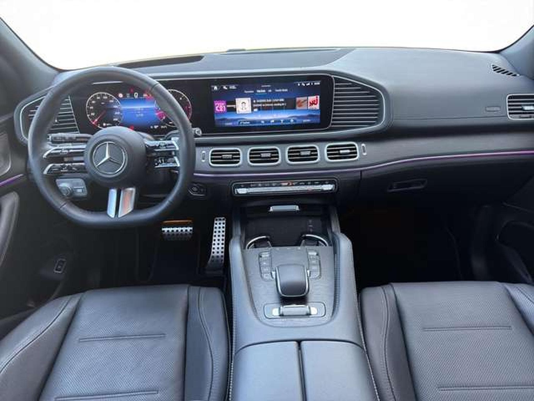 Mercedes GLE 450 d AMG Line/Designo/Pano/Night/Head-up (2025) - Photo 11