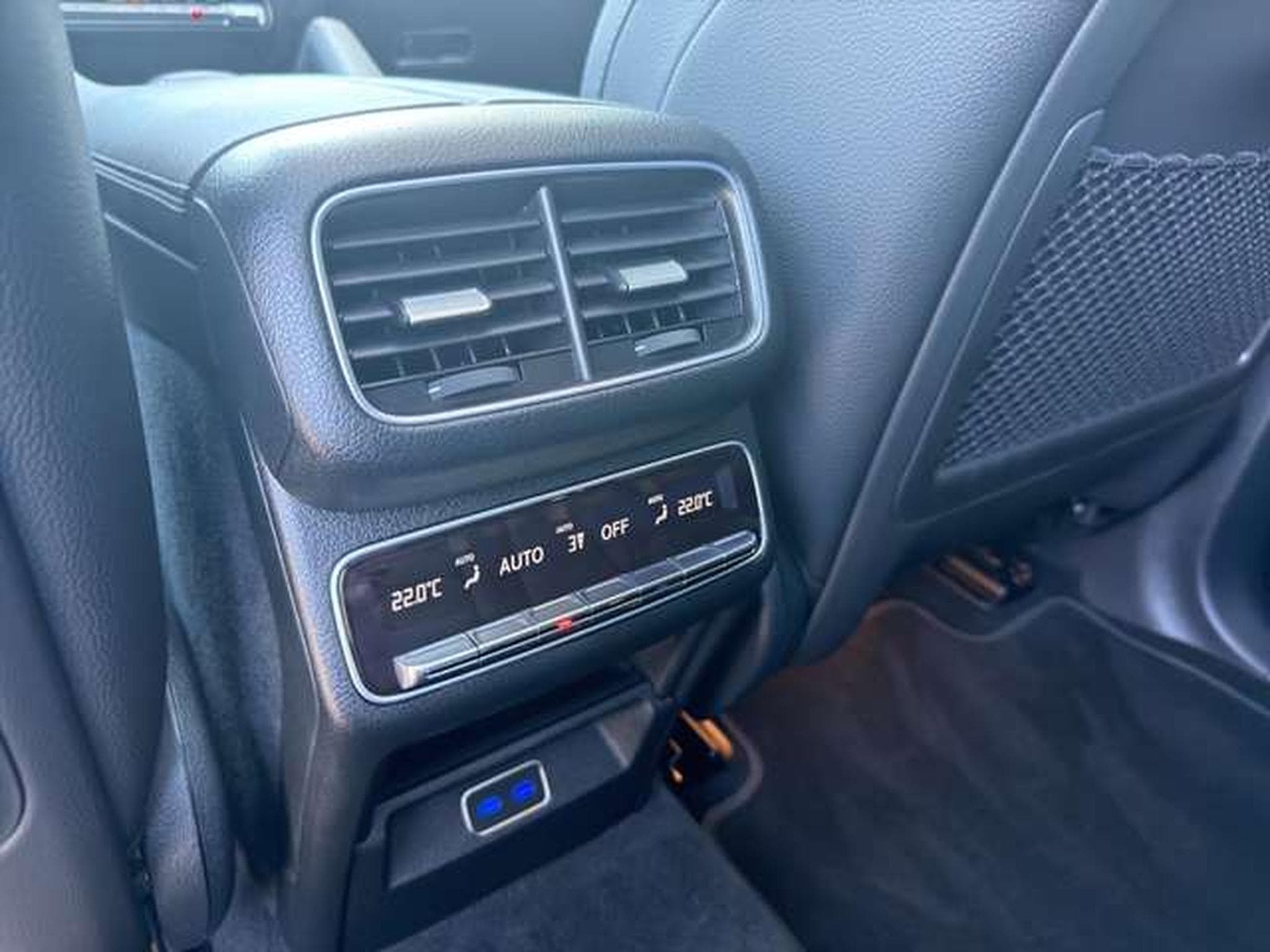 Mercedes GLE 450 d AMG Line/Designo/Pano/Night/Head-up (2025) - Photo 25