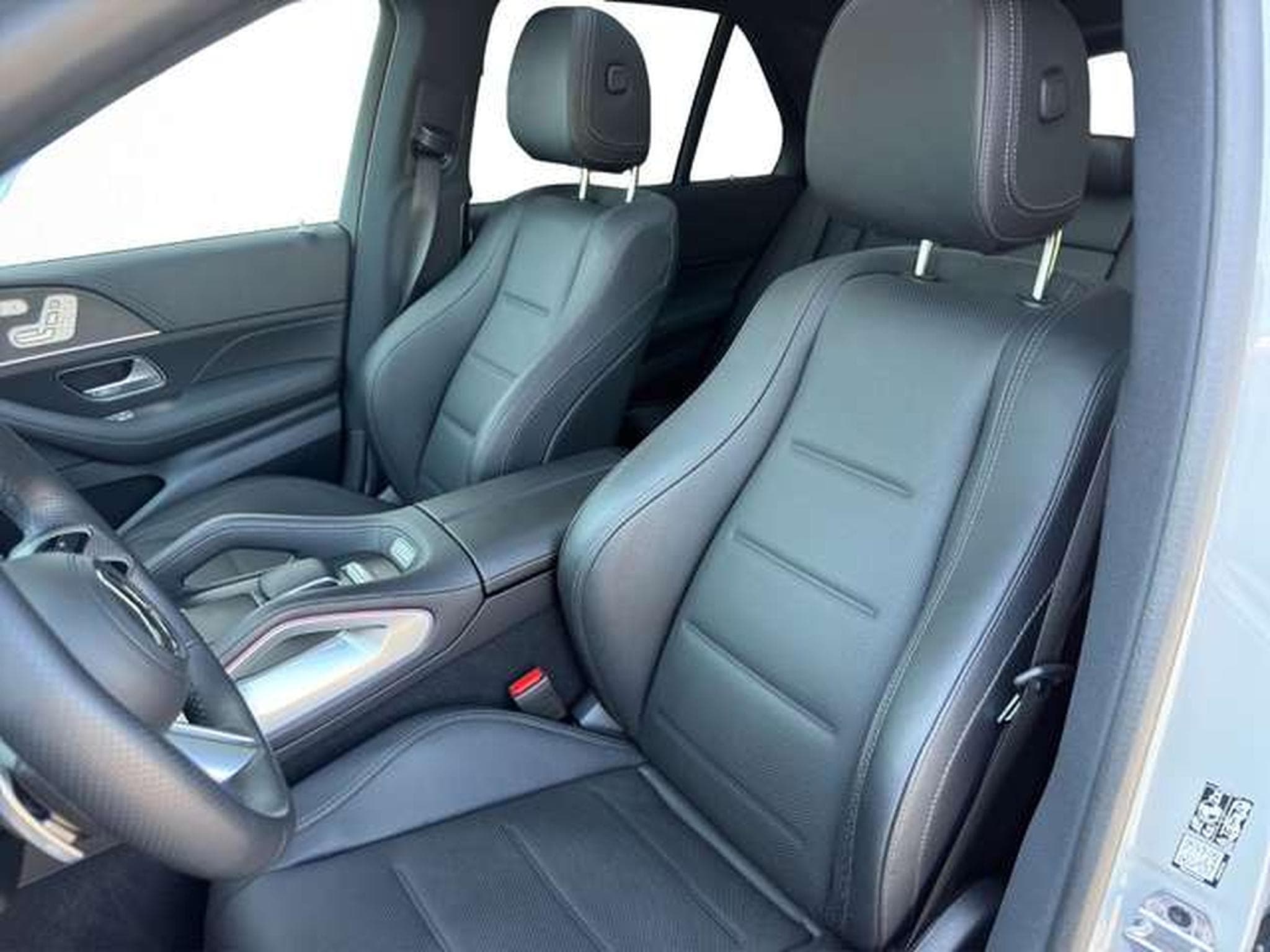 Mercedes GLE 450 d AMG Line/Designo/Pano/Night/Head-up (2025) - Photo 9