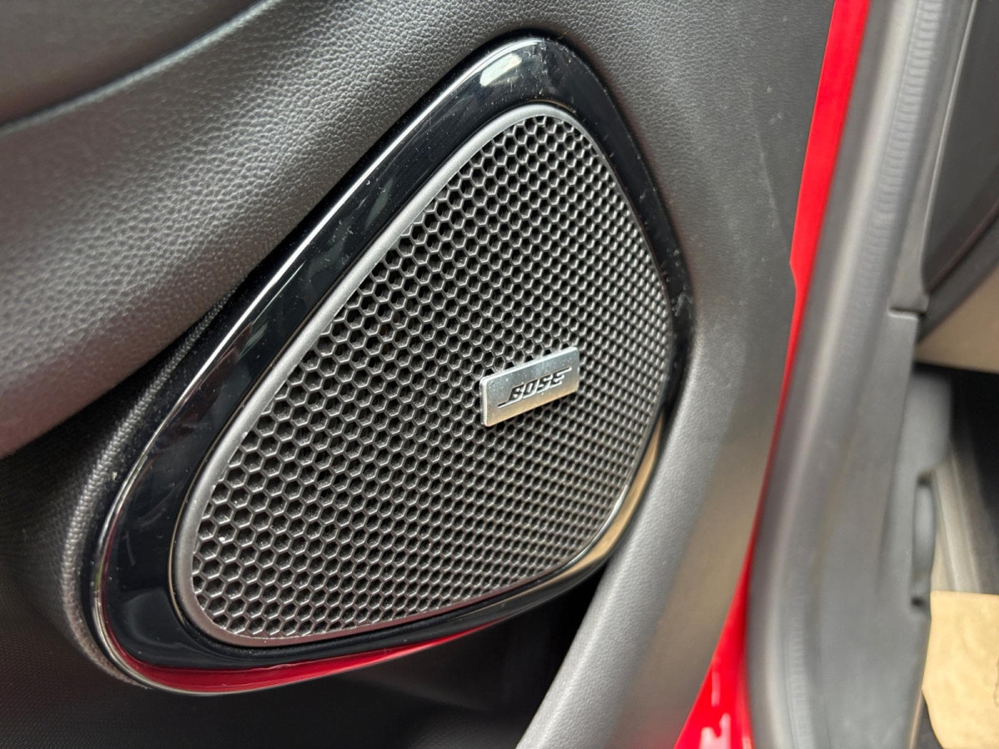Renault Zoé ICONIC EV50 135HP (2024) - Photo 6