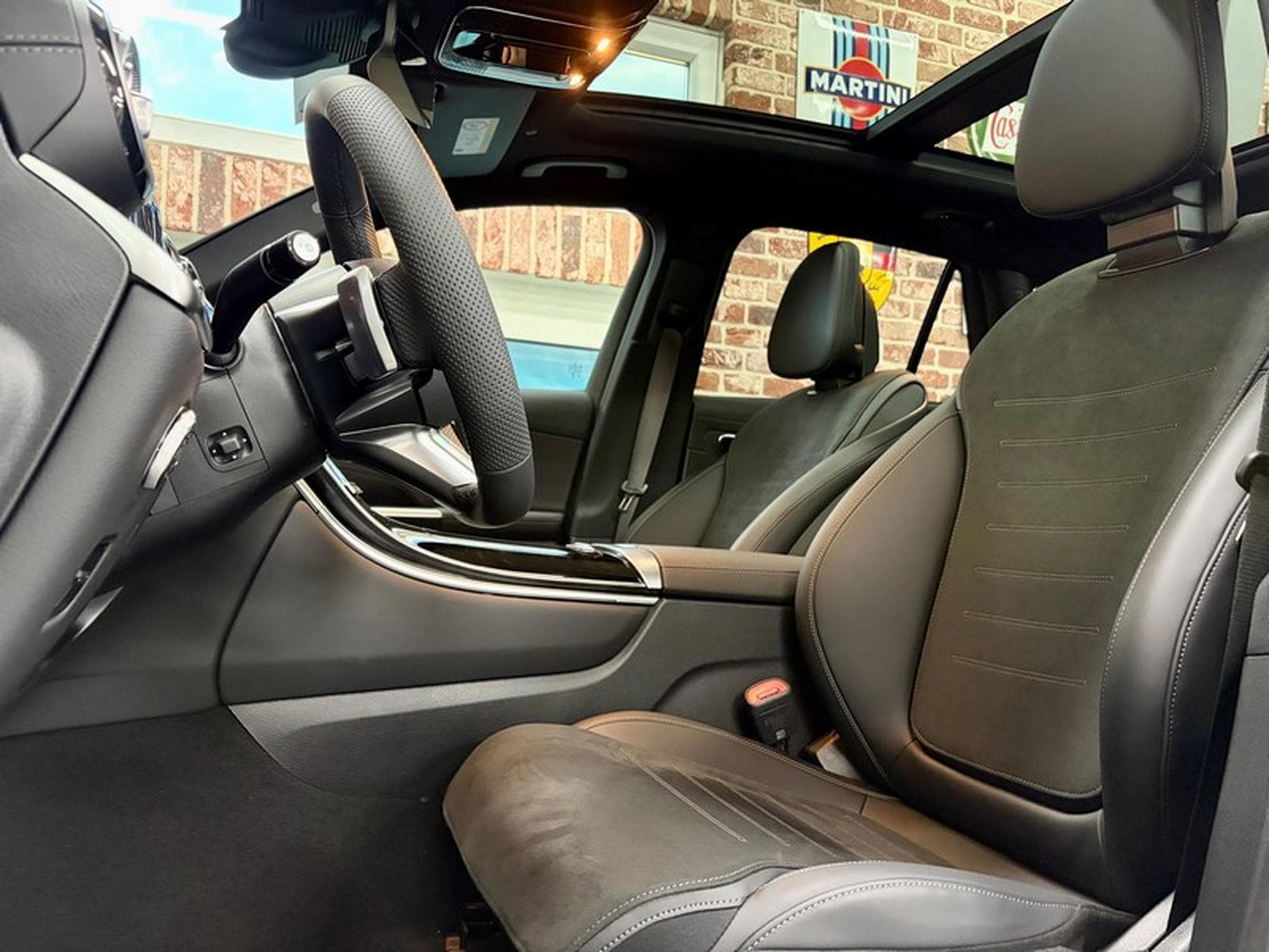 Mercedes GLC 300 GLC 300de 2.0 Hyb-Ess 333cv Auto AMG-LINE (2025) - Photo 5