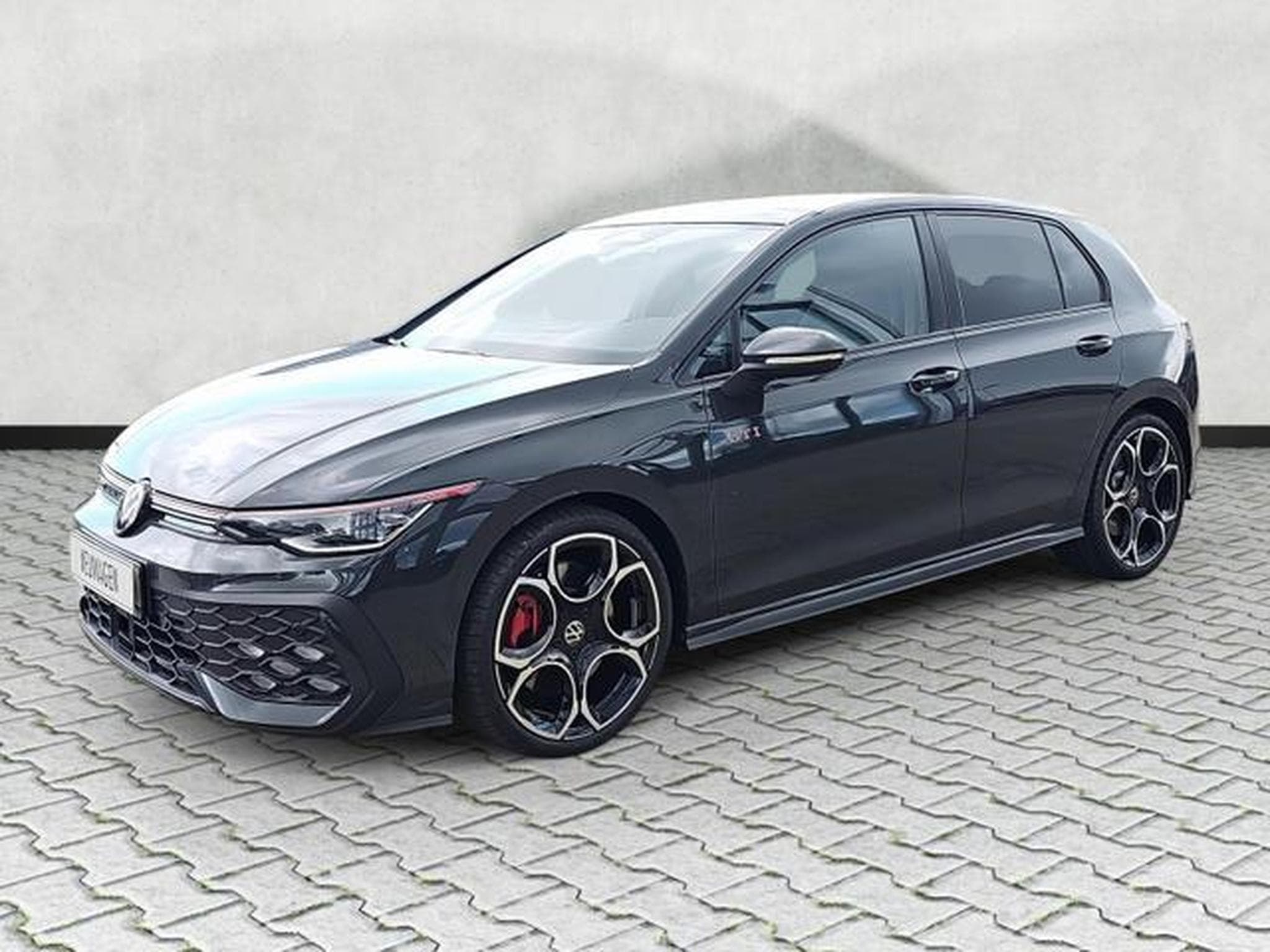 VW Golf 2.0 TSI 195 kW GTI (2026) - Photo 3