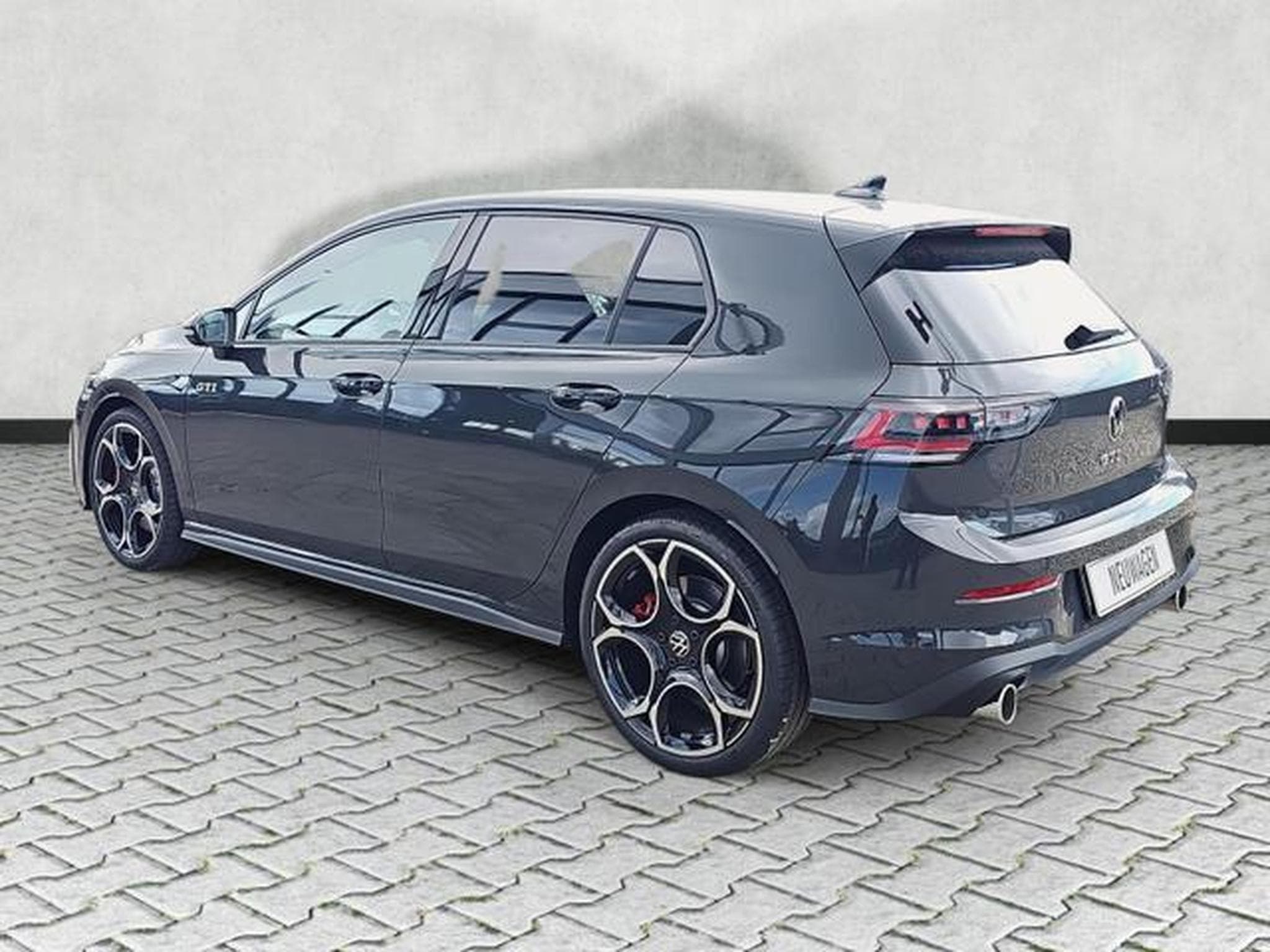 VW Golf 2.0 TSI 195 kW GTI (2026) - Photo 5