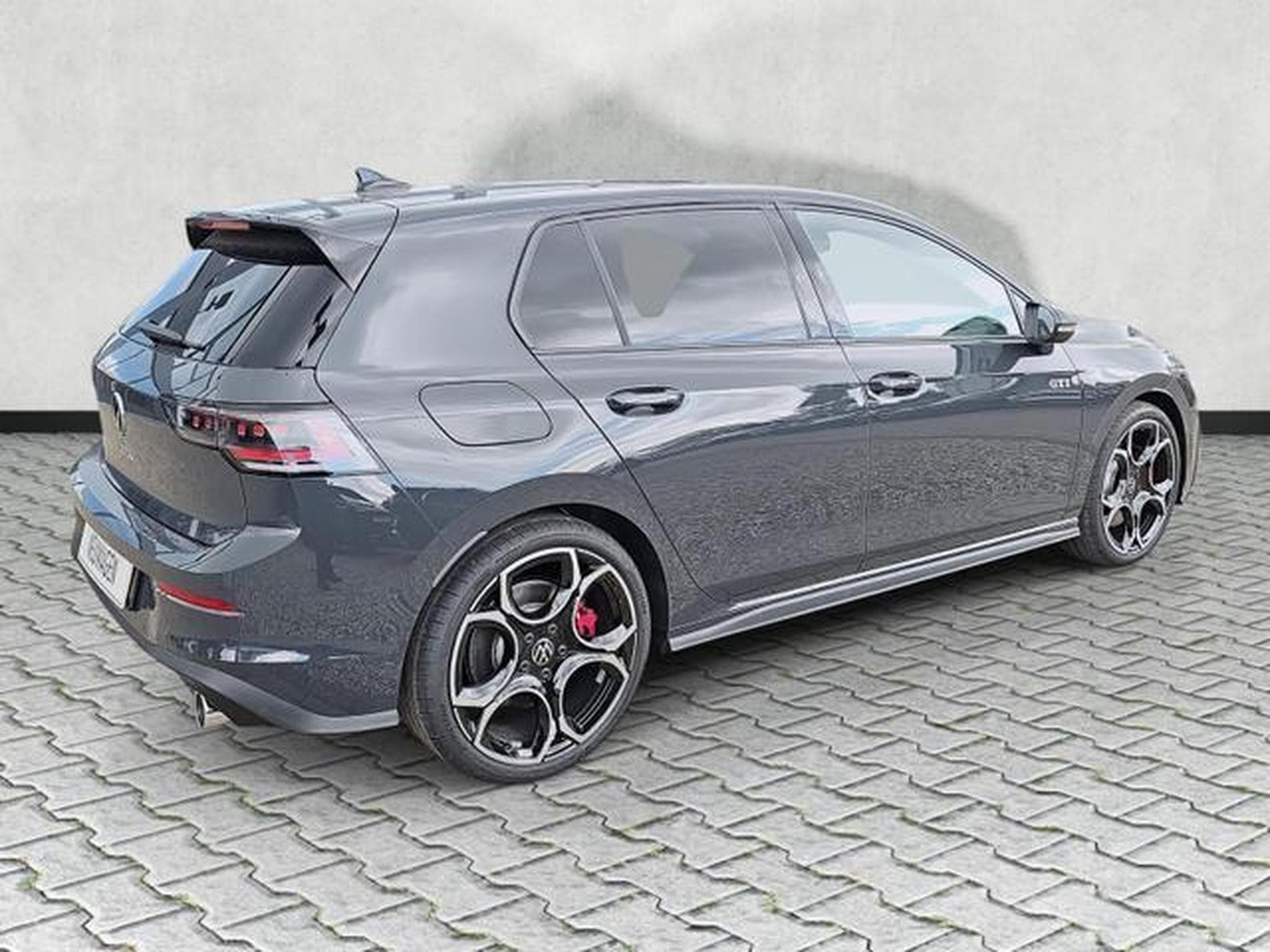 VW Golf 2.0 TSI 195 kW GTI (2026) - Photo 7