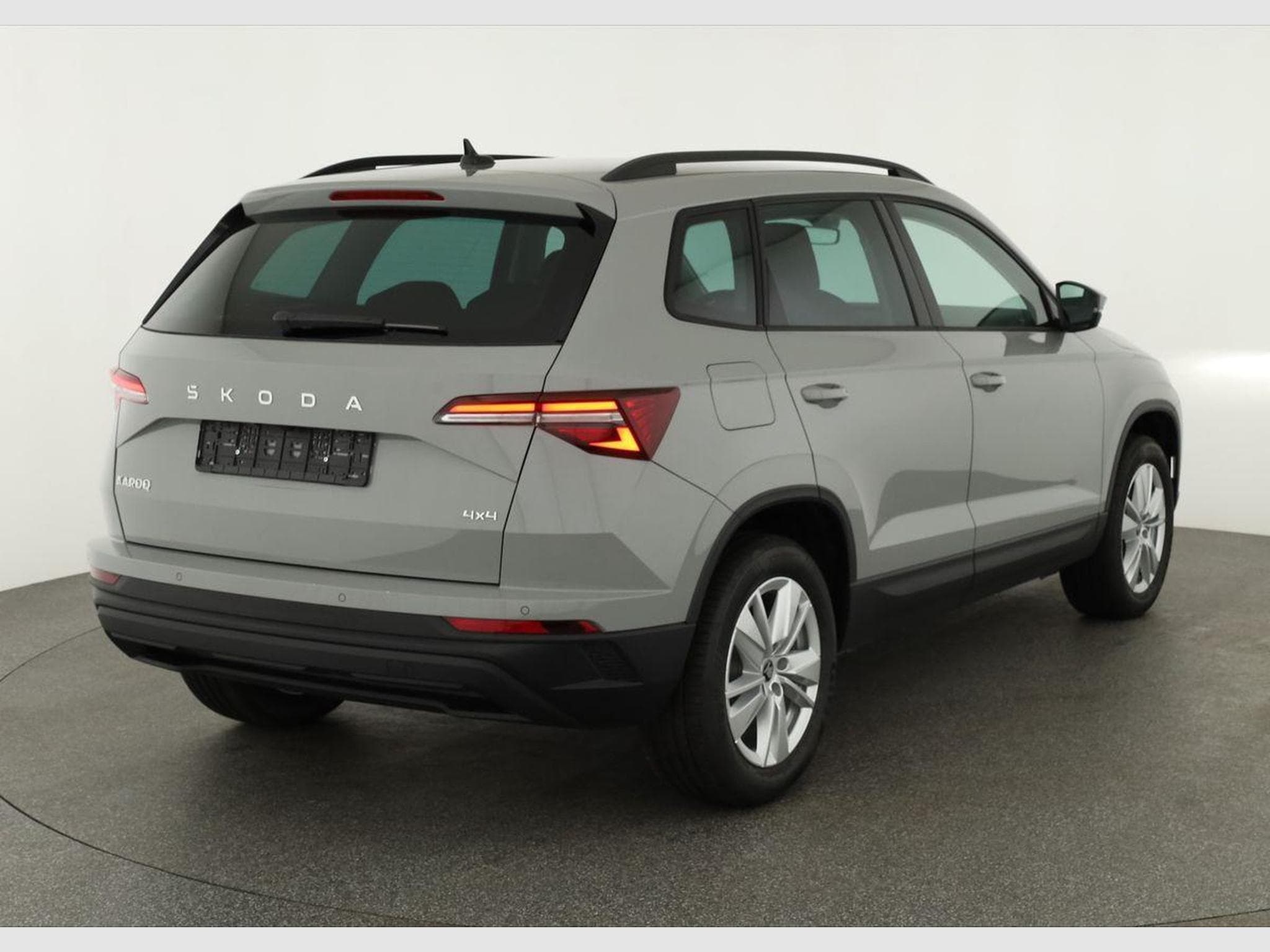 Skoda Karoq Selection 4x4 (2026) - Photo 2