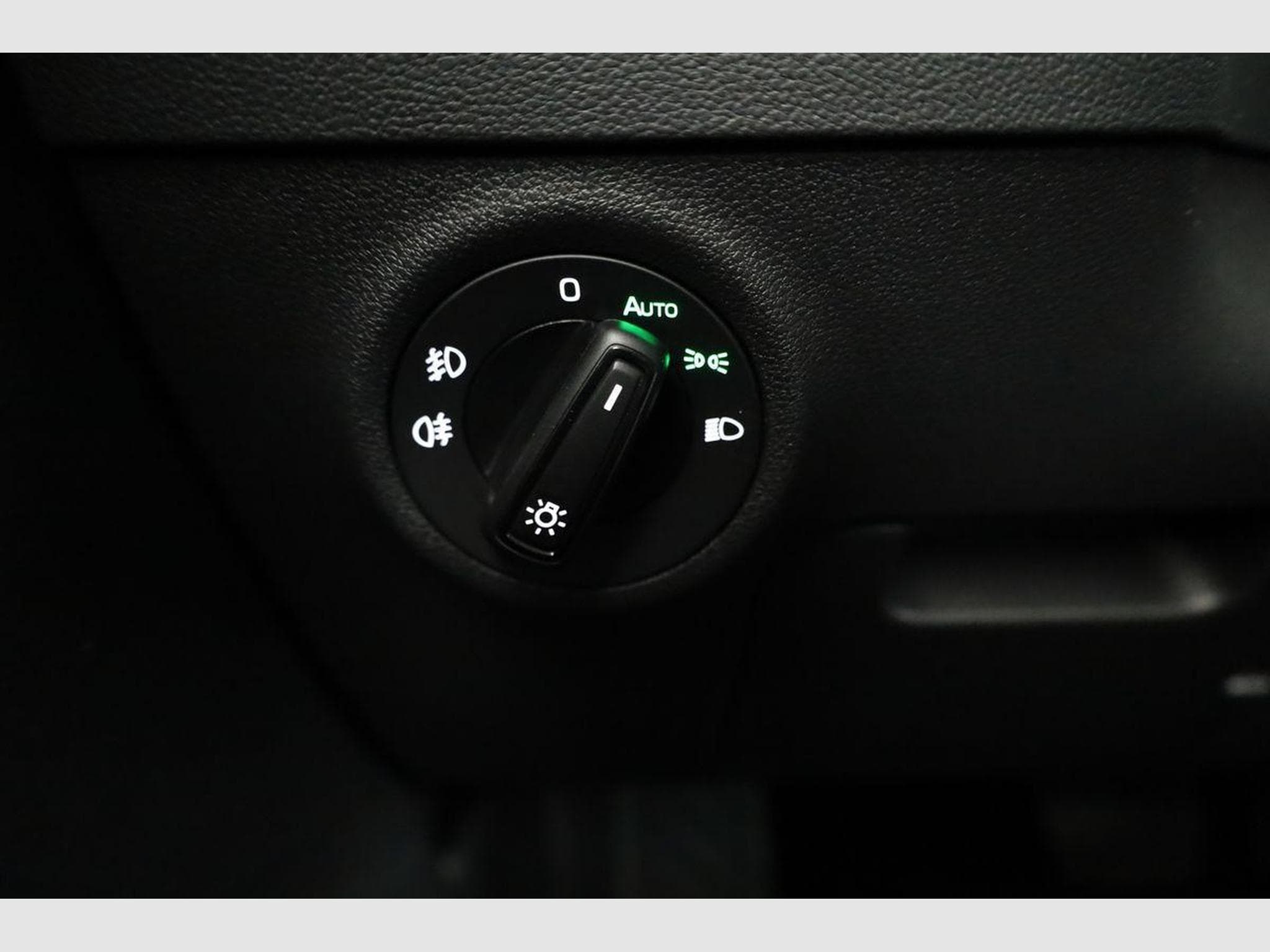 Skoda Karoq Selection 4x4 (2026) - Photo 8