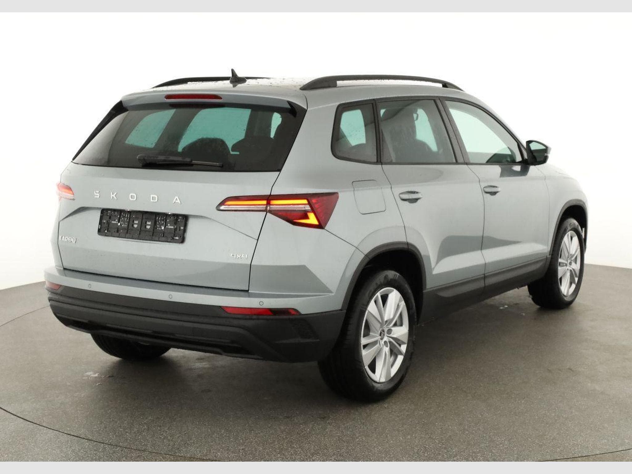 Skoda Karoq Selection 4x4 (2026) - Photo 2