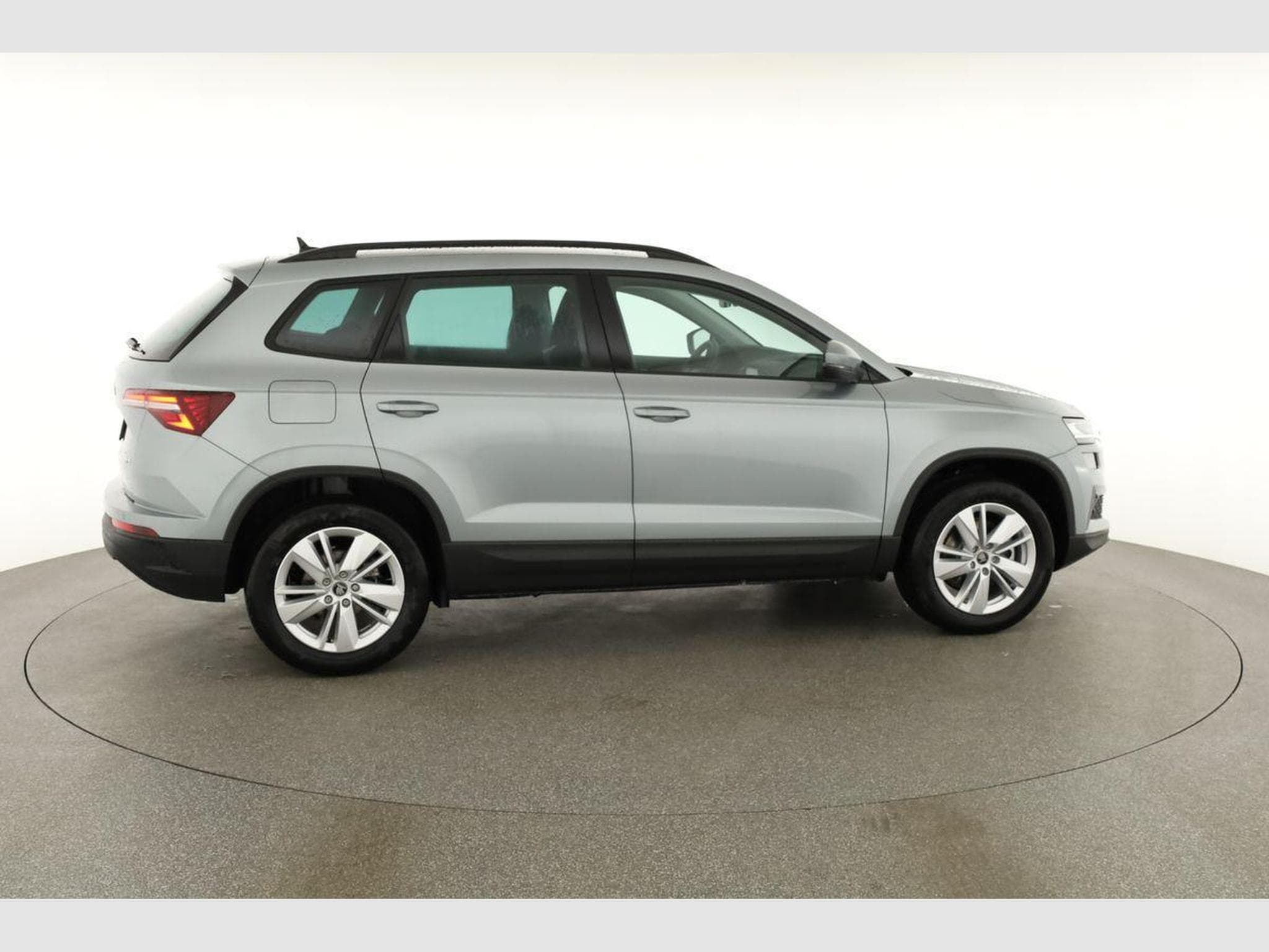 Skoda Karoq Selection 4x4 (2026) - Photo 21