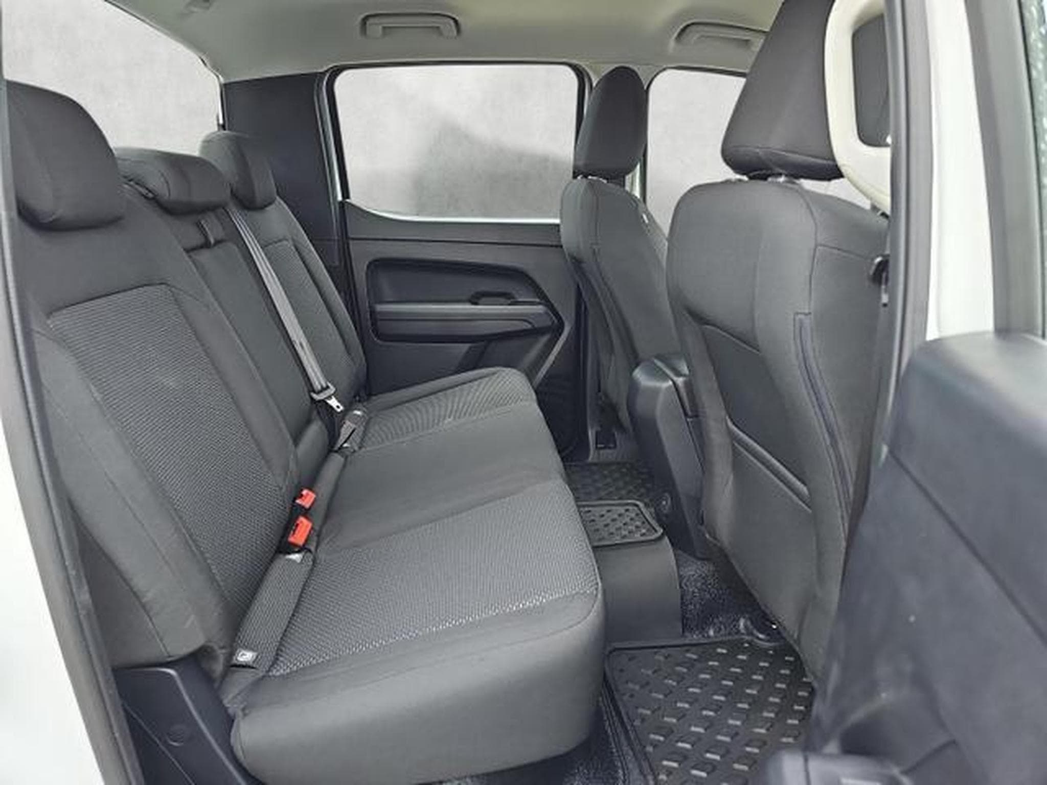 VW Amarok 2.0 TDI 4MOTION (2026) - Photo 13