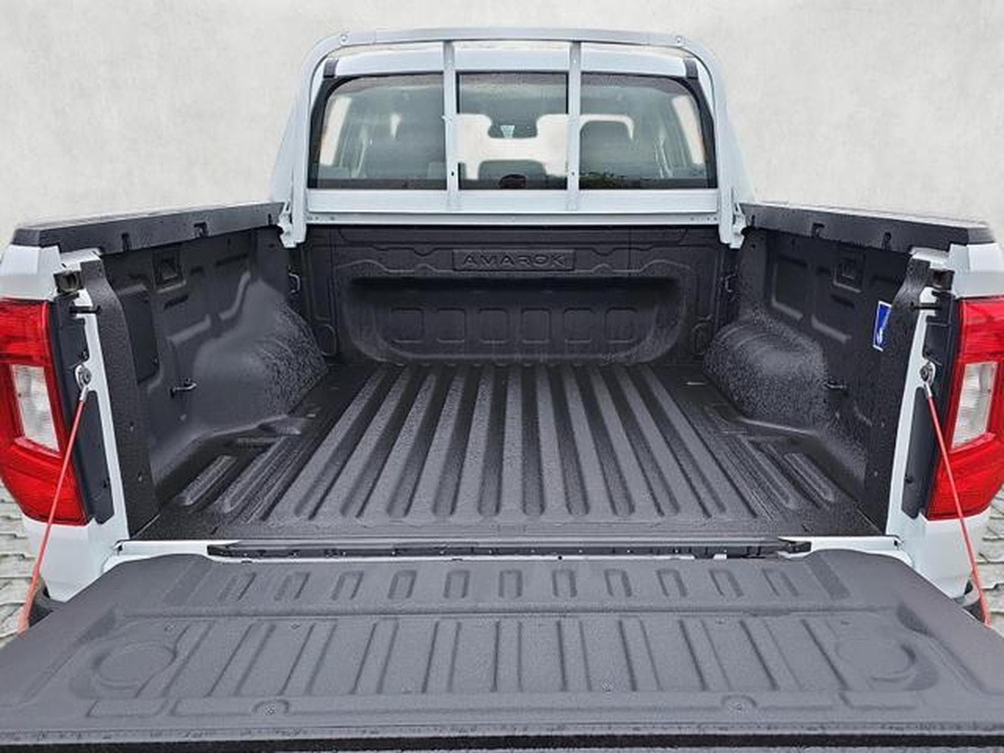VW Amarok 2.0 TDI 4MOTION (2026) - Photo 14