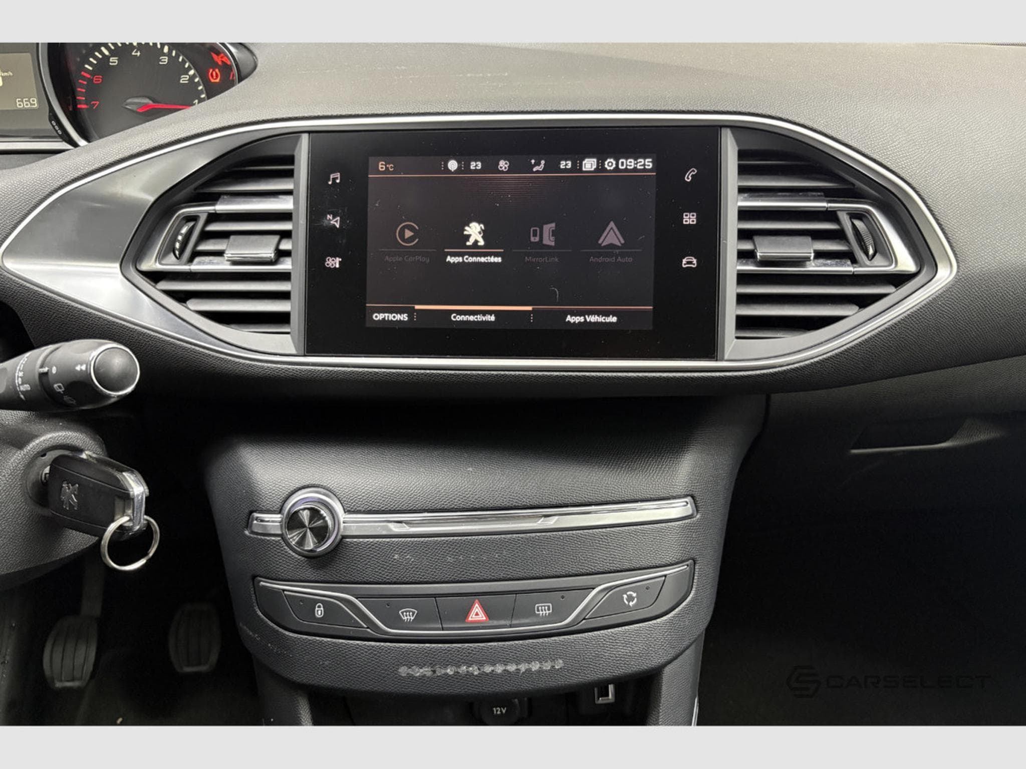 Peugeot 308 SW Puretech (2019) - Photo 6